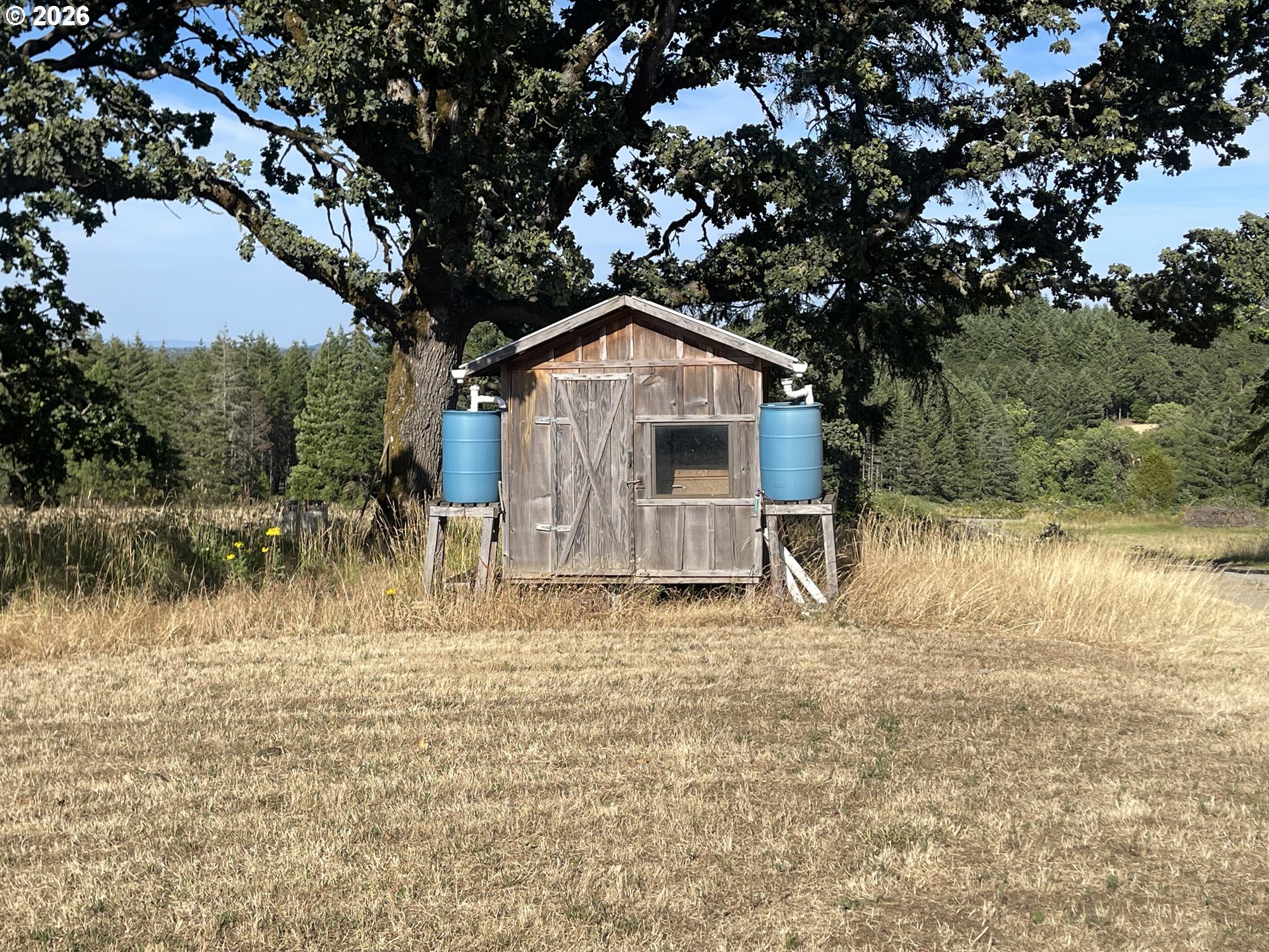 main property photo 23