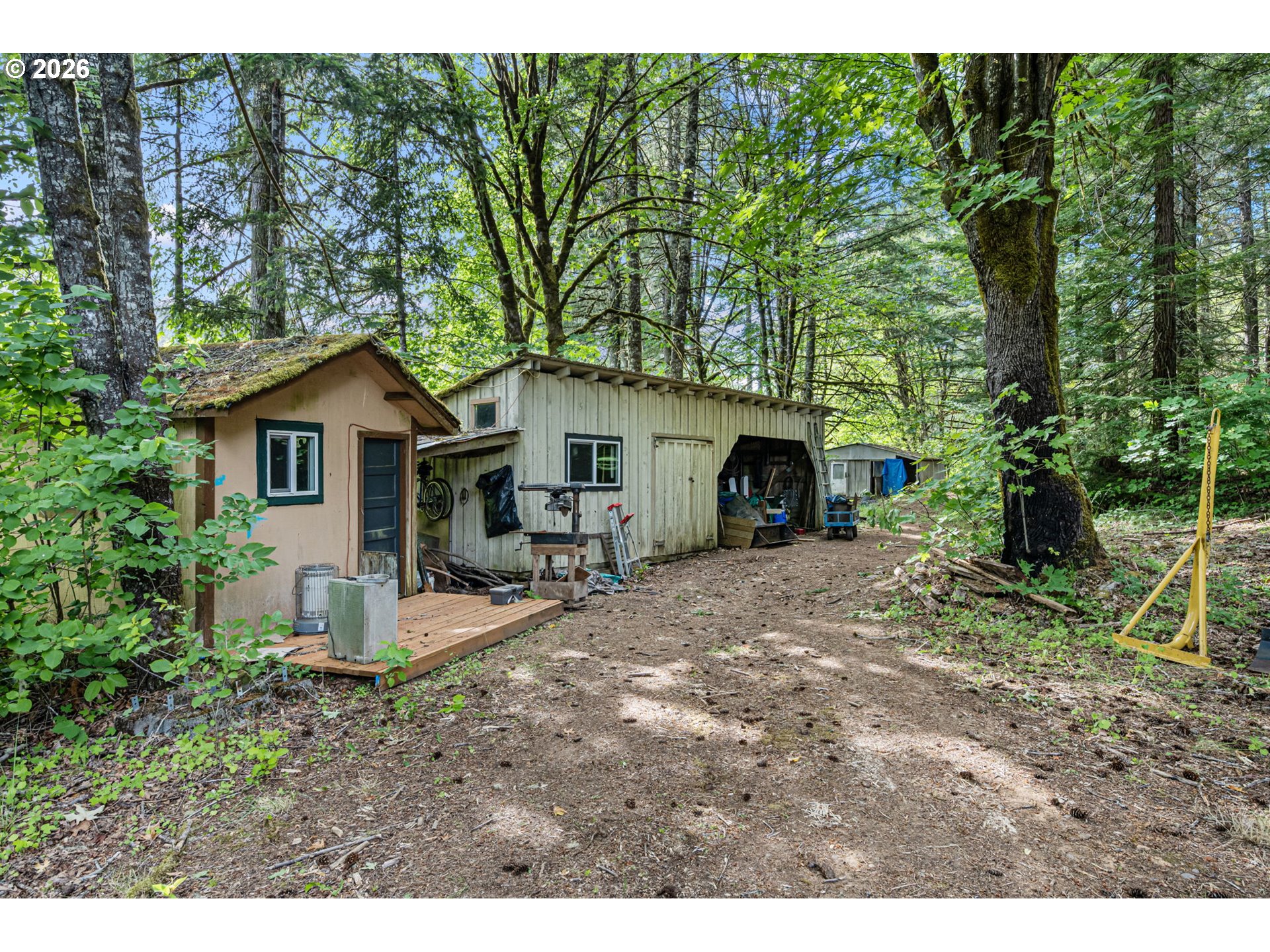 main property photo 35
