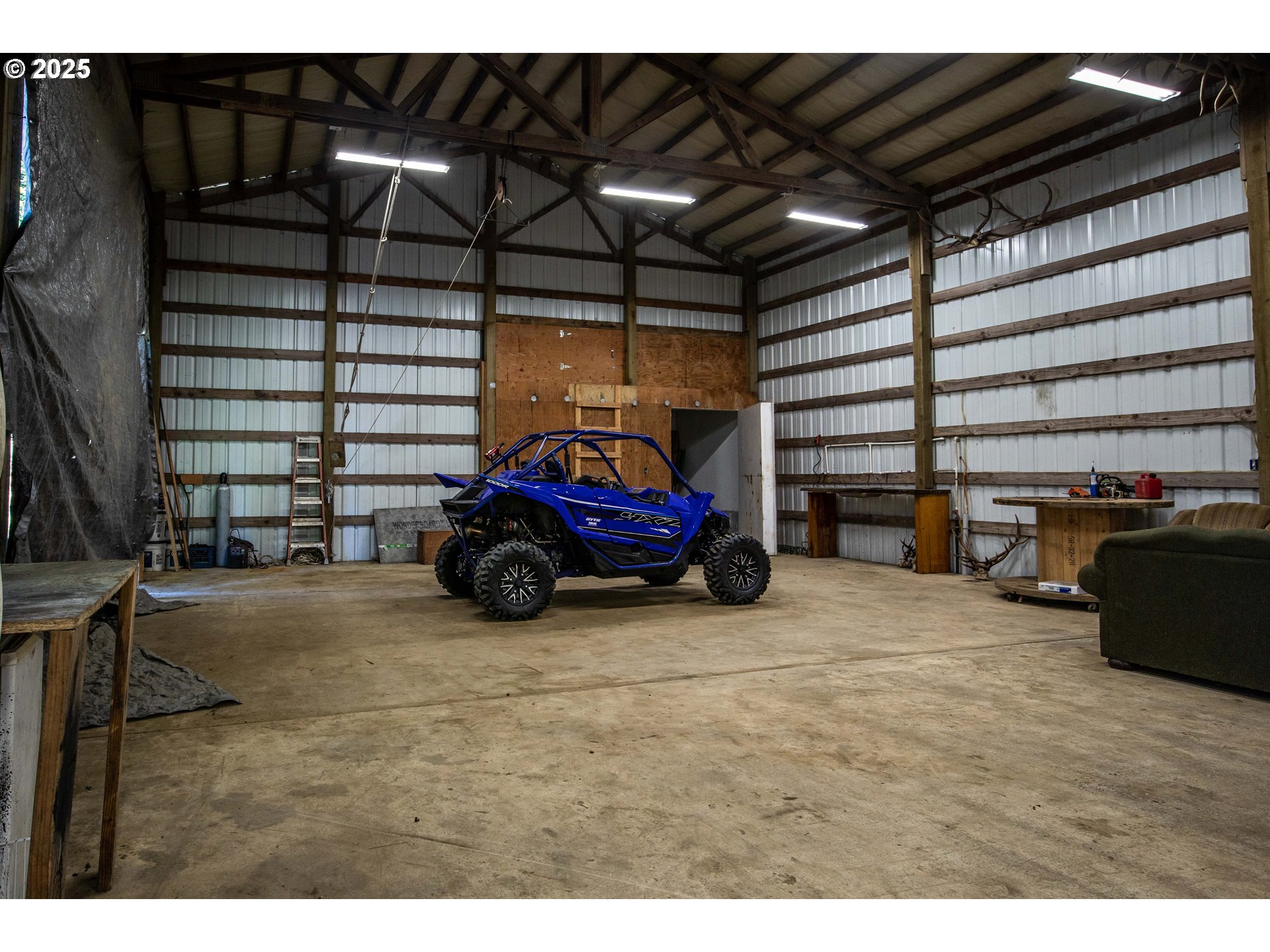 main property photo 35