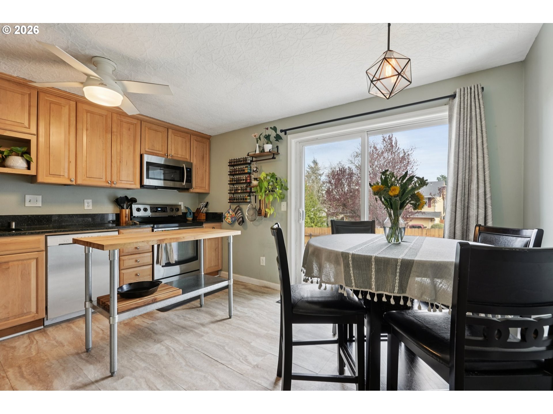 property viewer photo 16