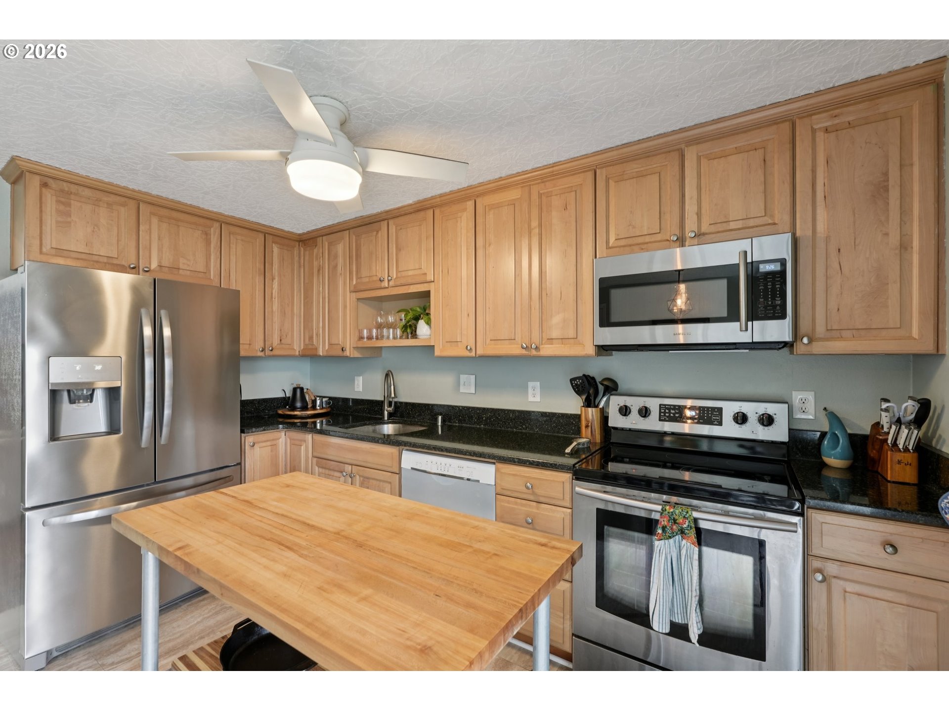 property viewer photo 18