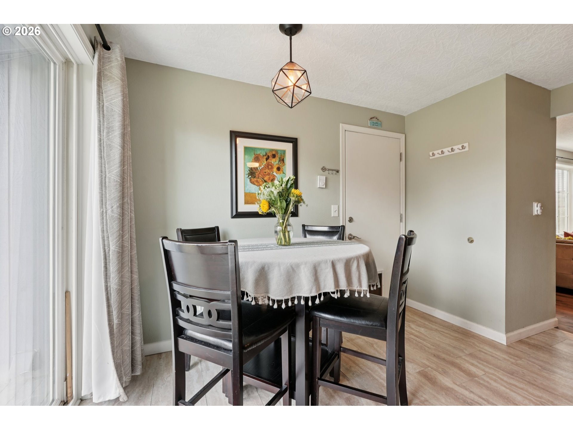 property viewer photo 22