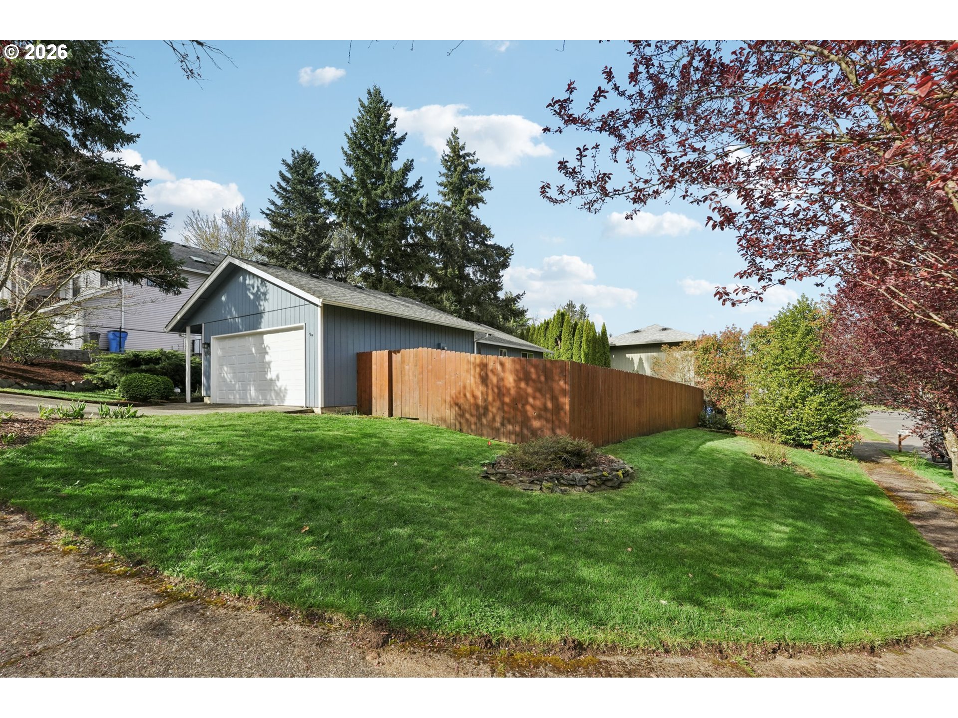 property viewer photo 3