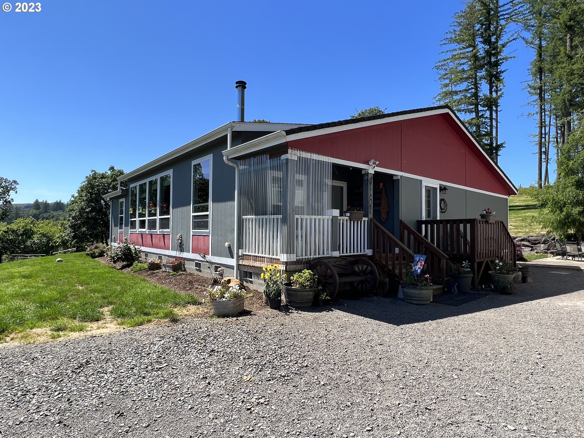 main property photo 7