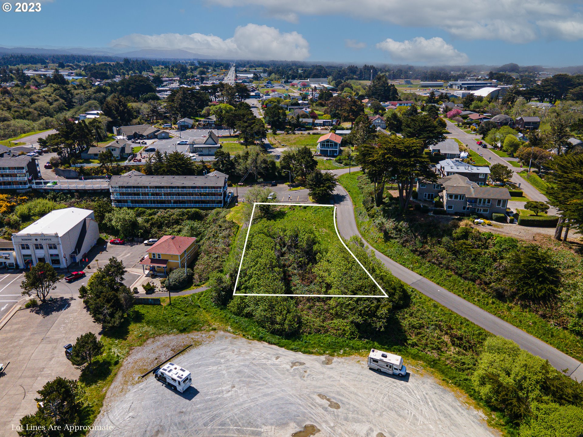 main property photo 19