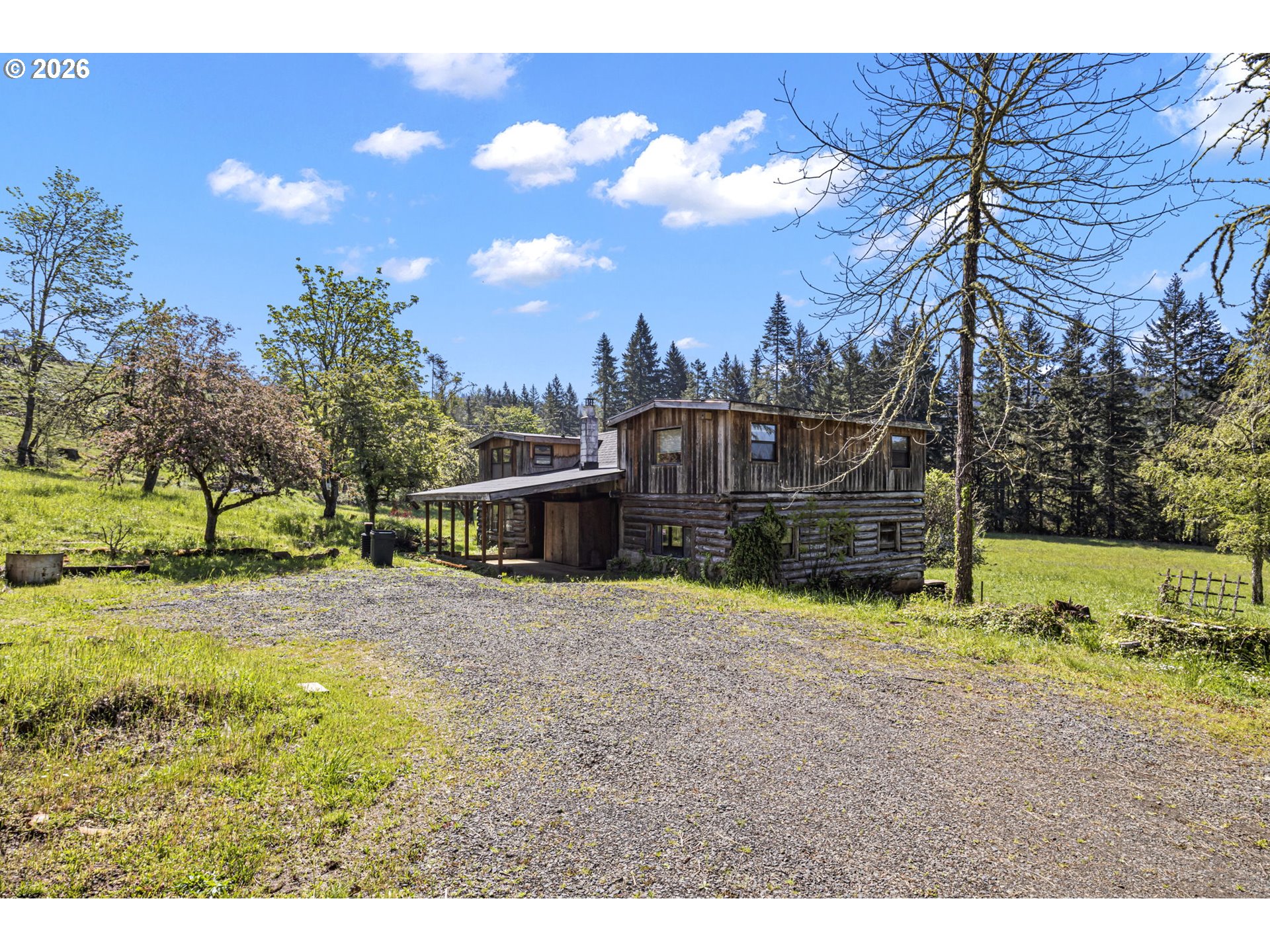 main property photo 4