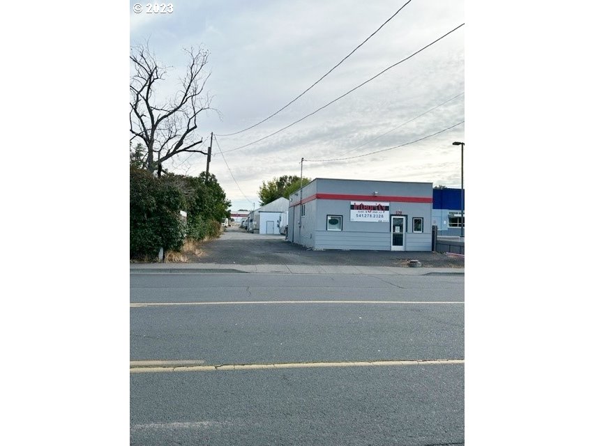 property viewer photo 7