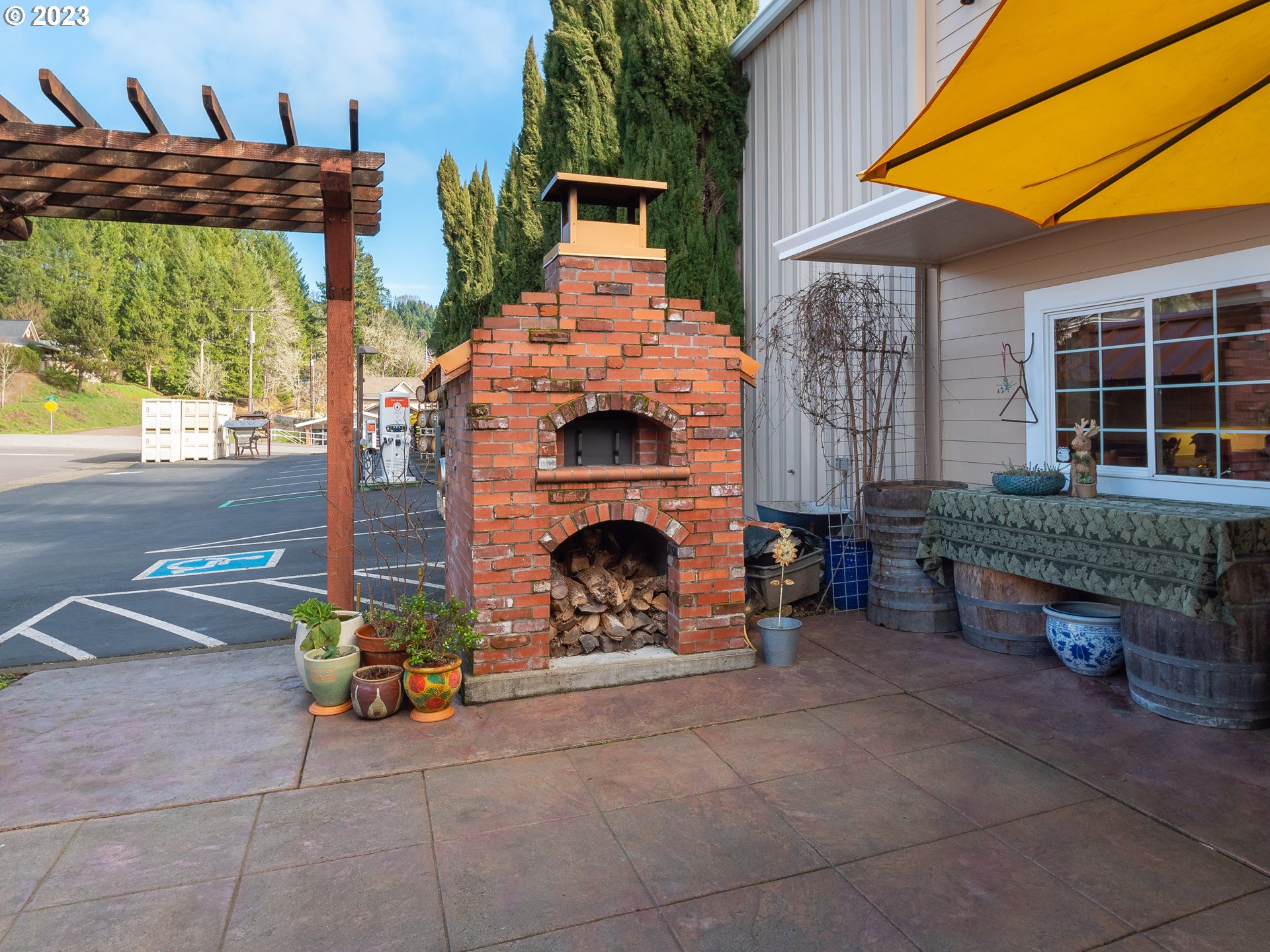 main property photo 26