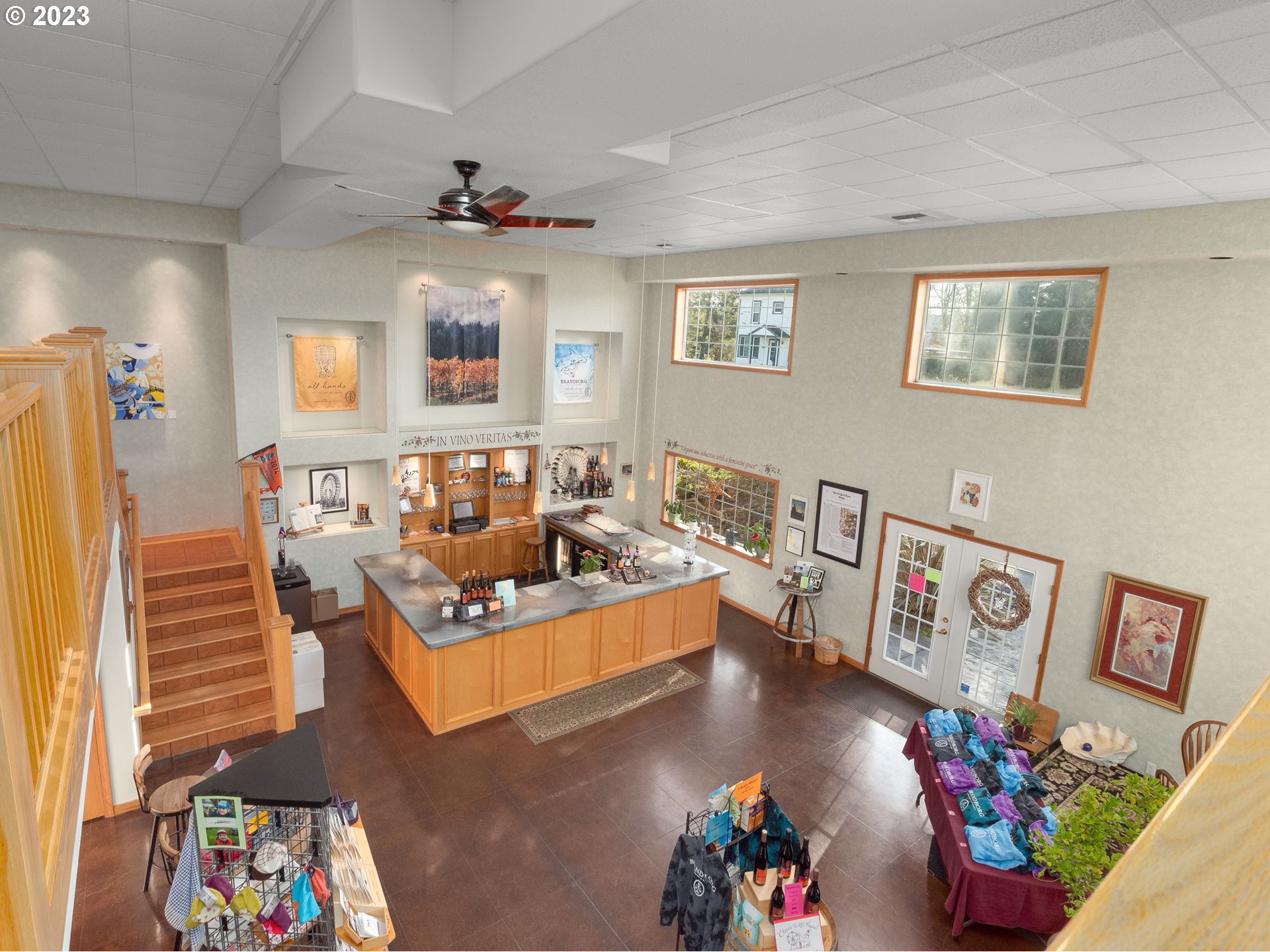 main property photo 6