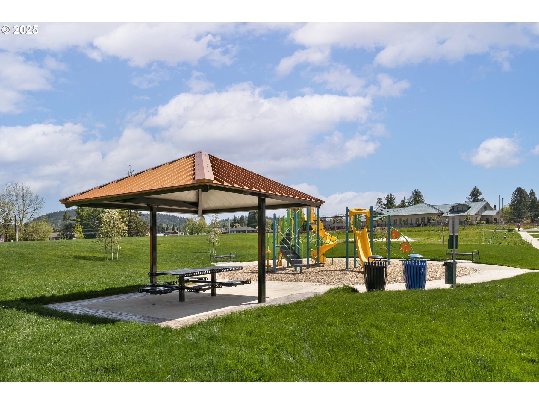property viewer photo 24