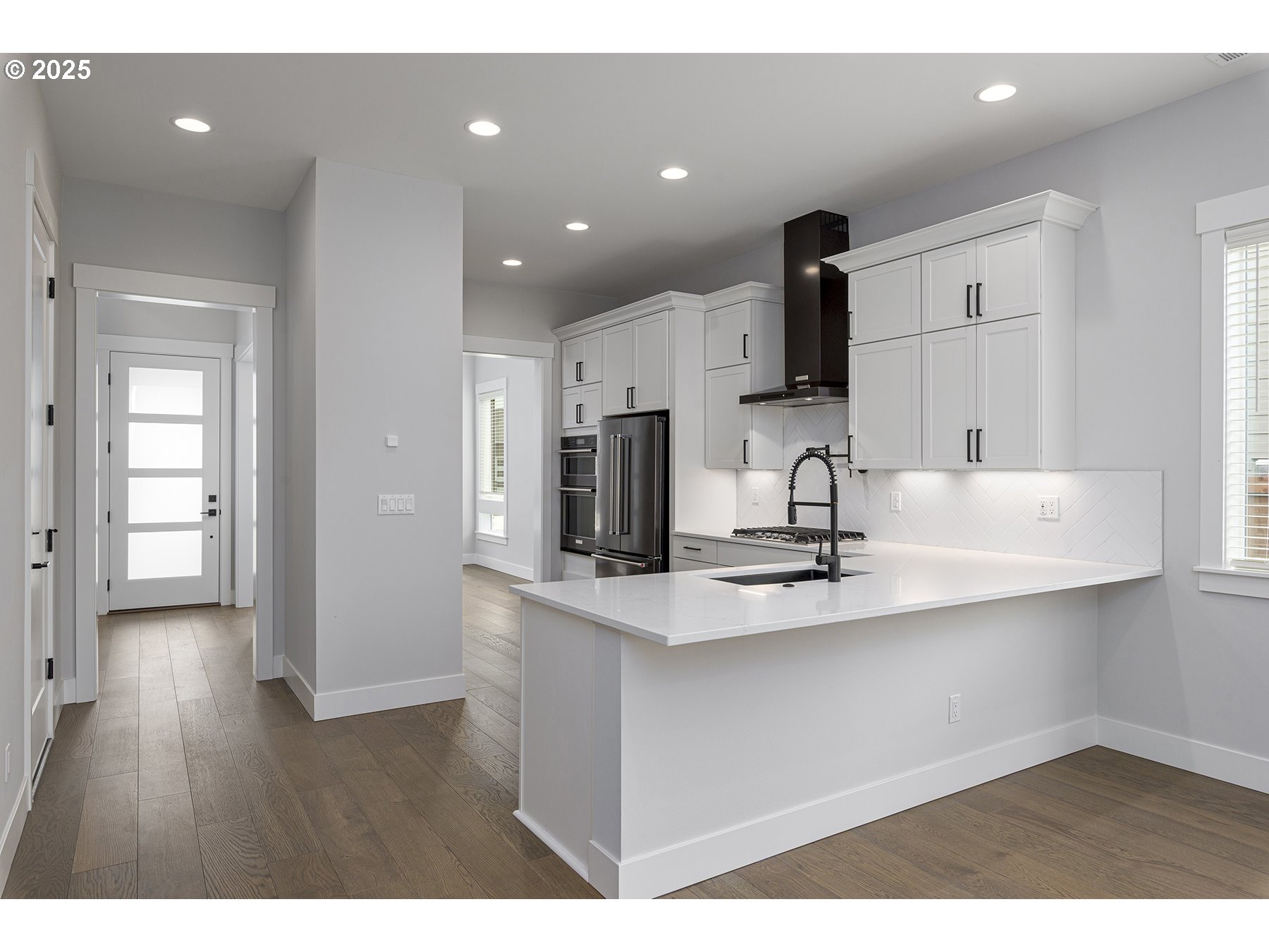 property viewer photo 6