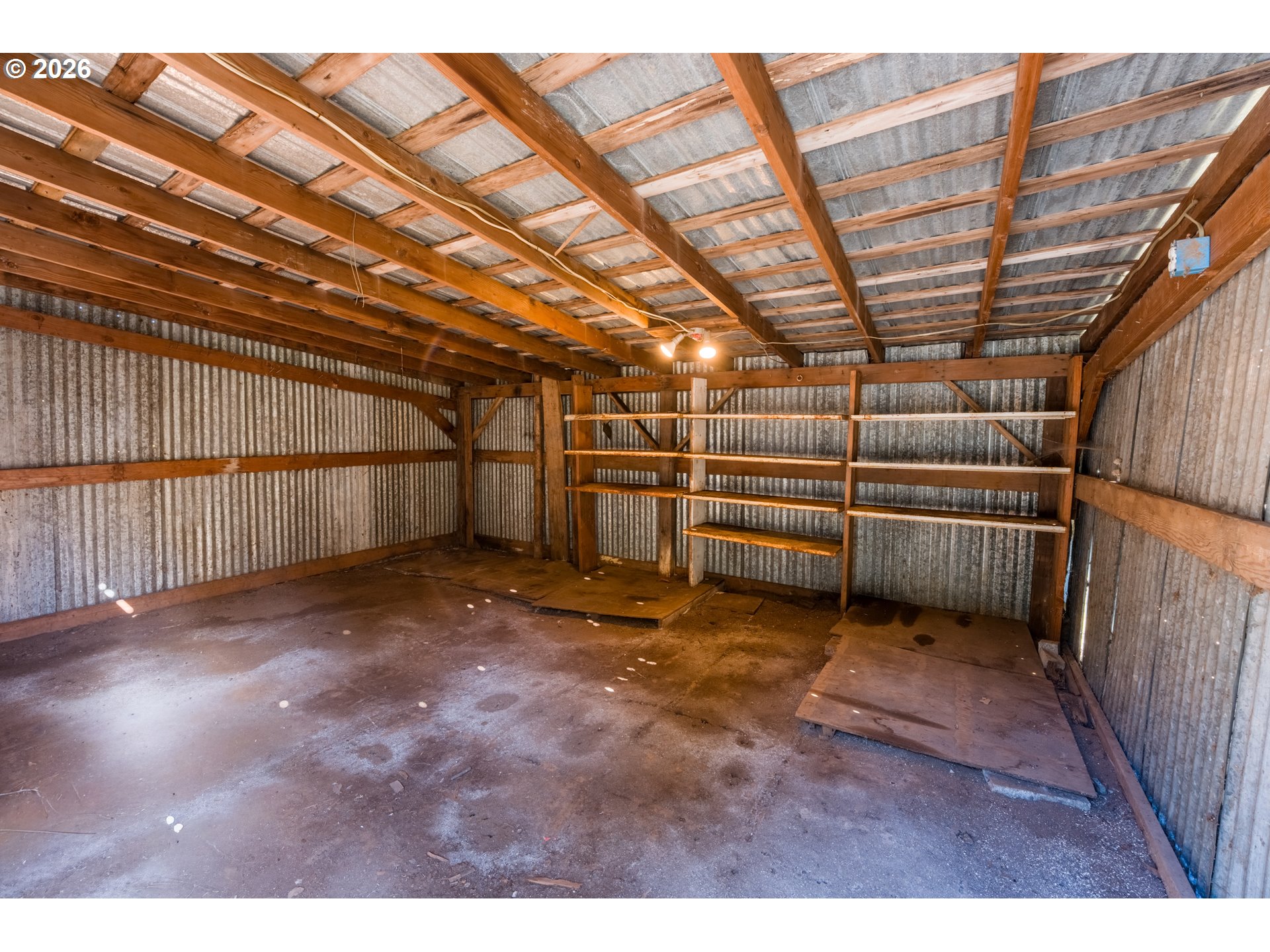 main property photo 18