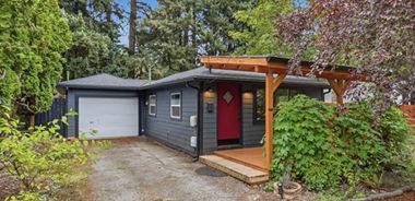 image of property with 2 Bed | 1 Bath | 684 Sqft