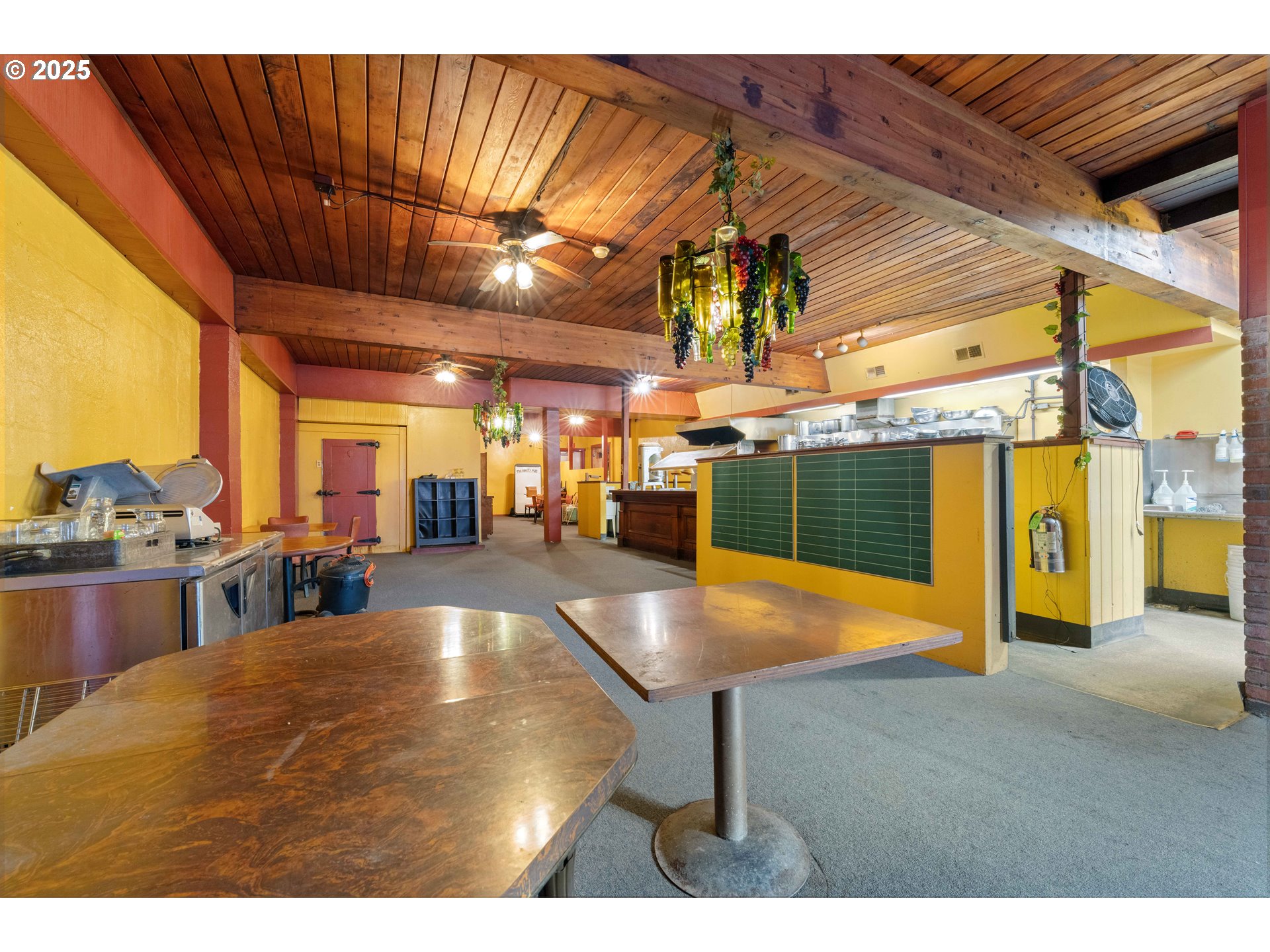 main property photo 25