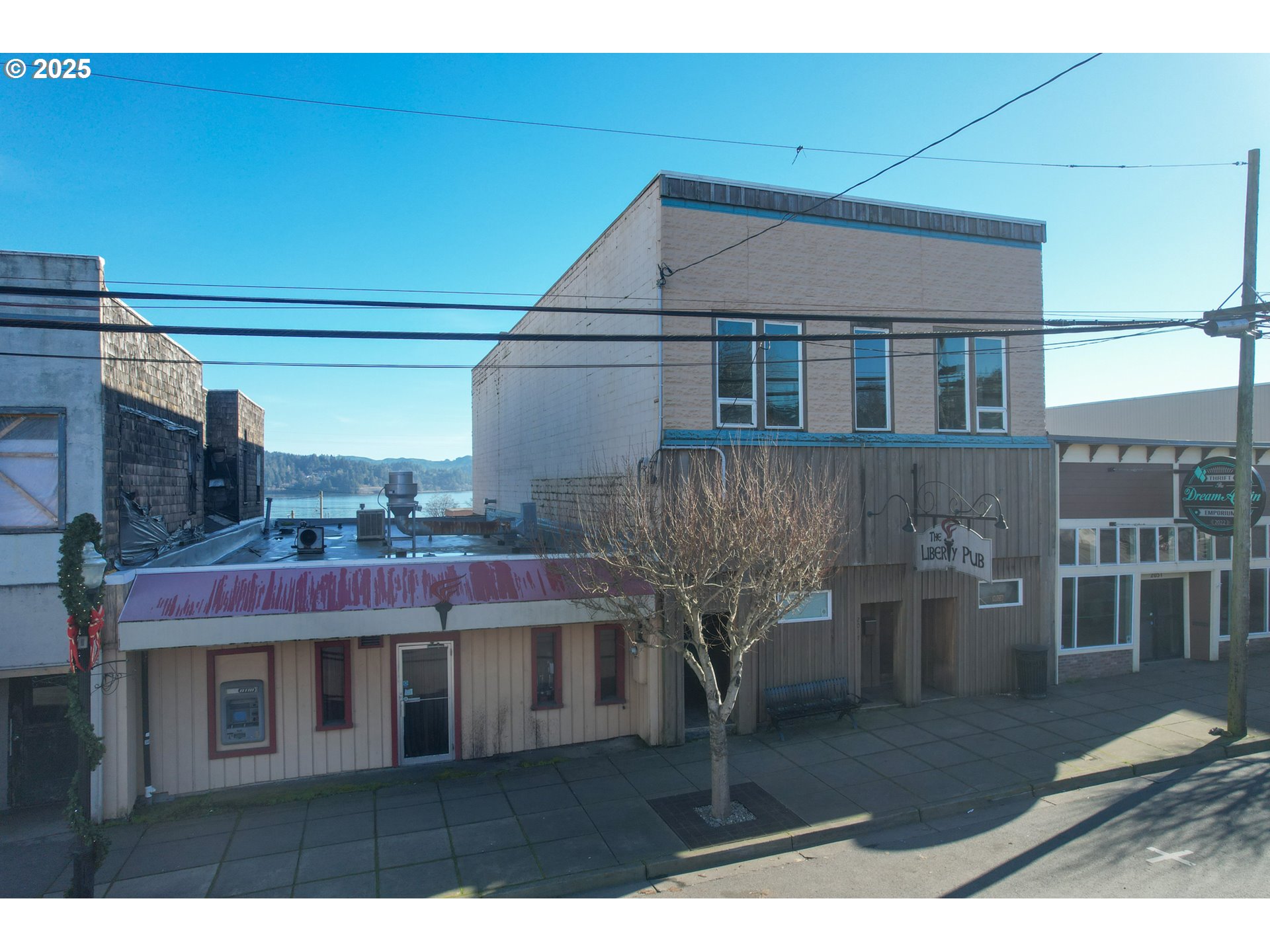 main property photo 3