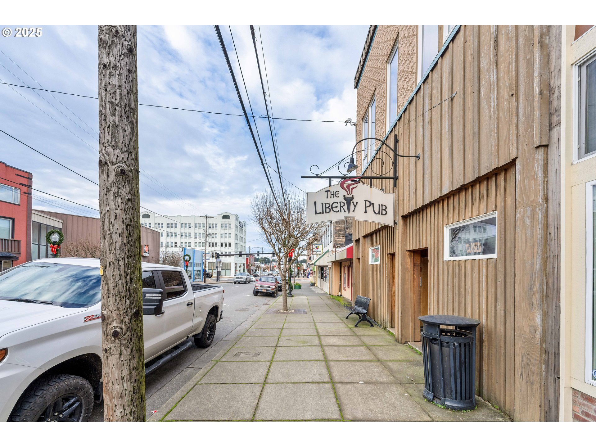 main property photo 38
