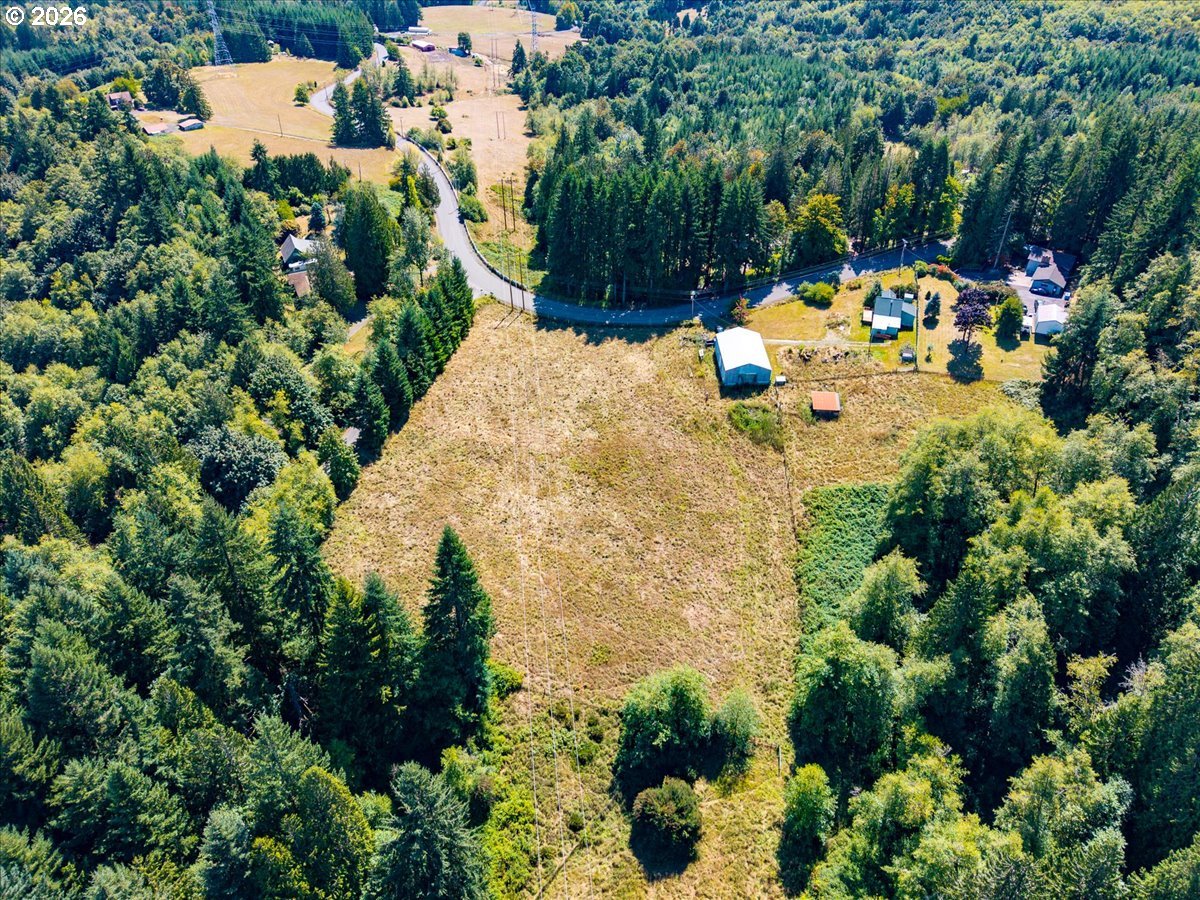 main property photo 37