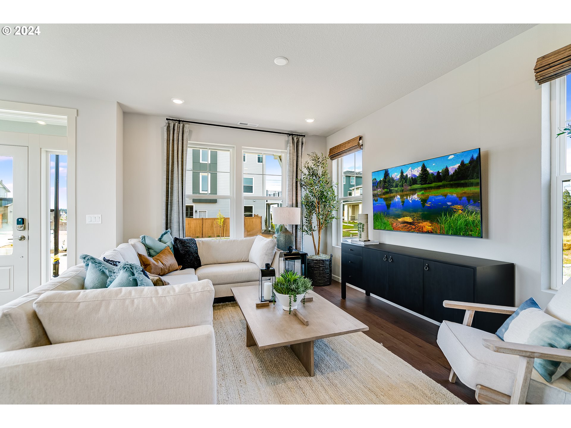 property viewer photo 12