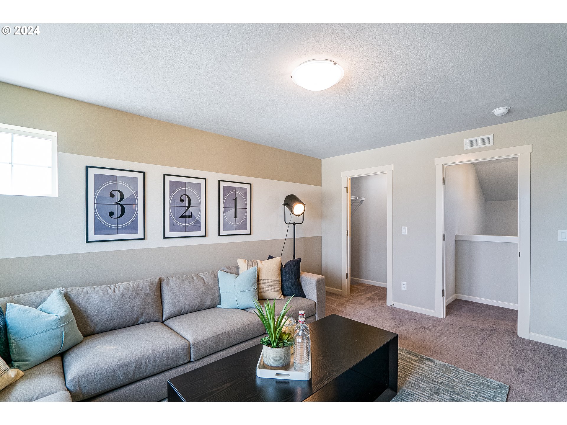 property viewer photo 23
