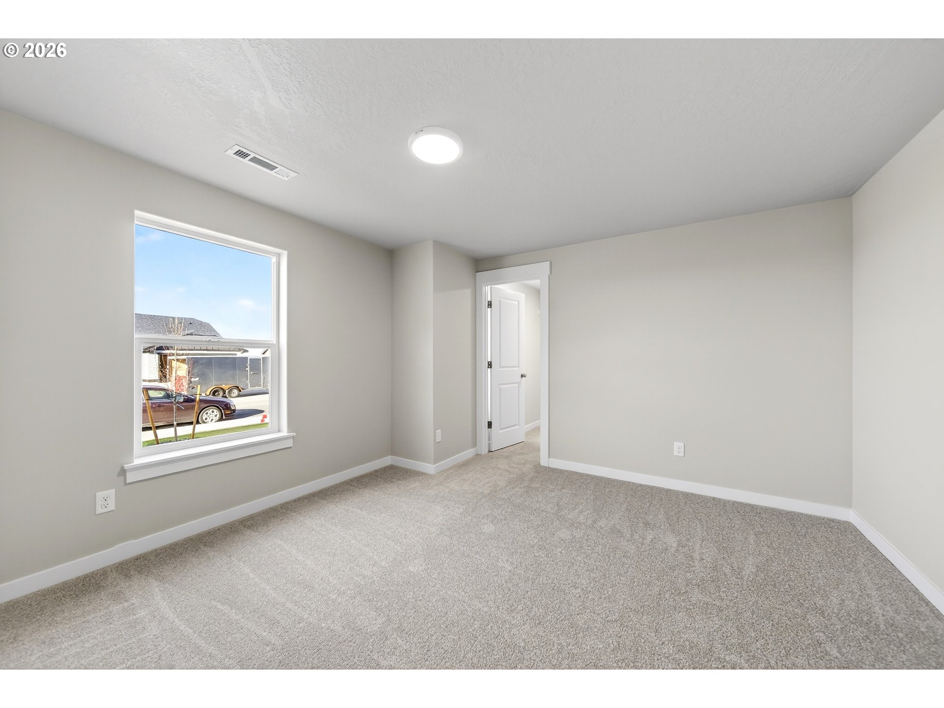 property viewer photo 2