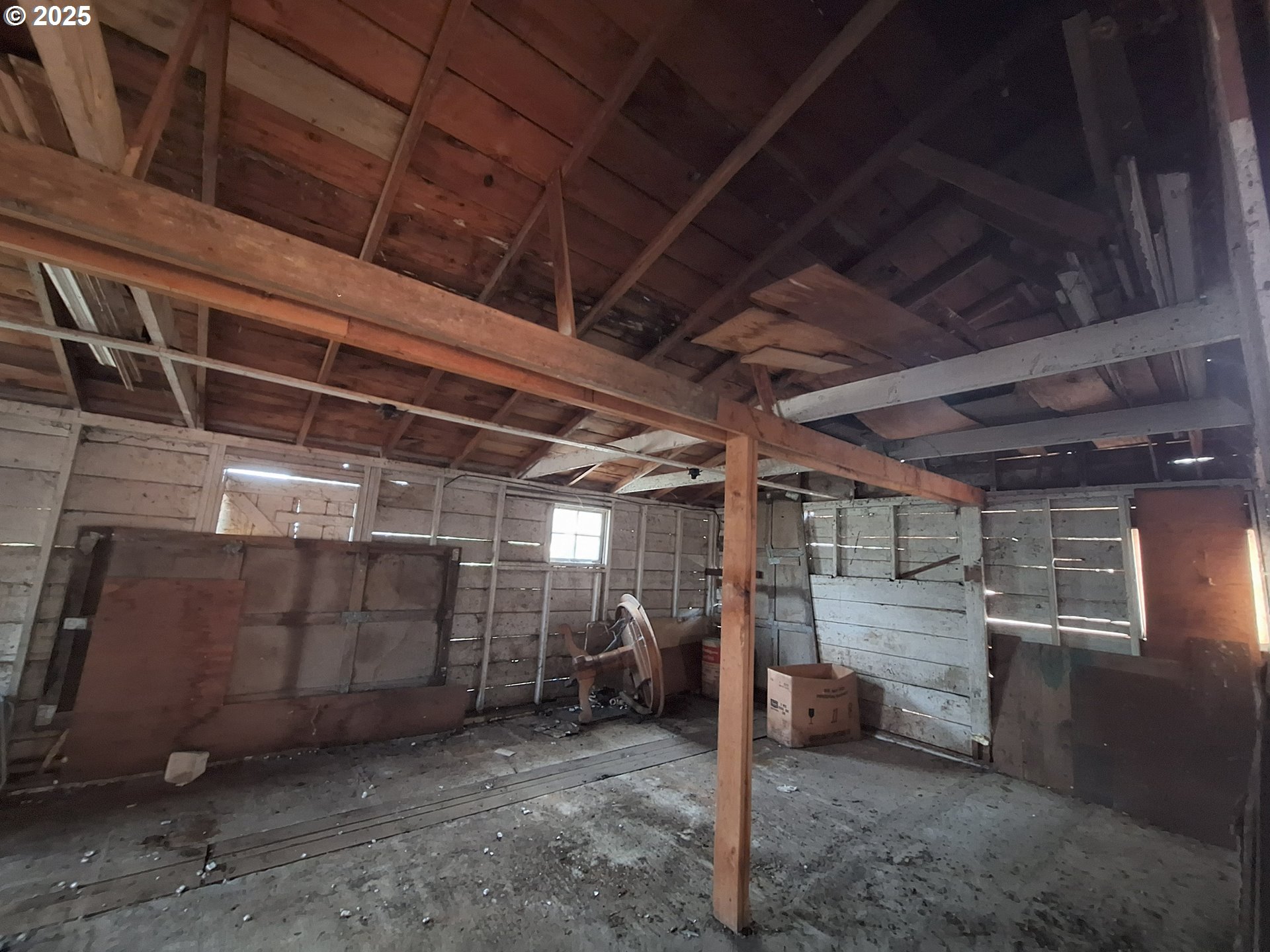 main property photo 6
