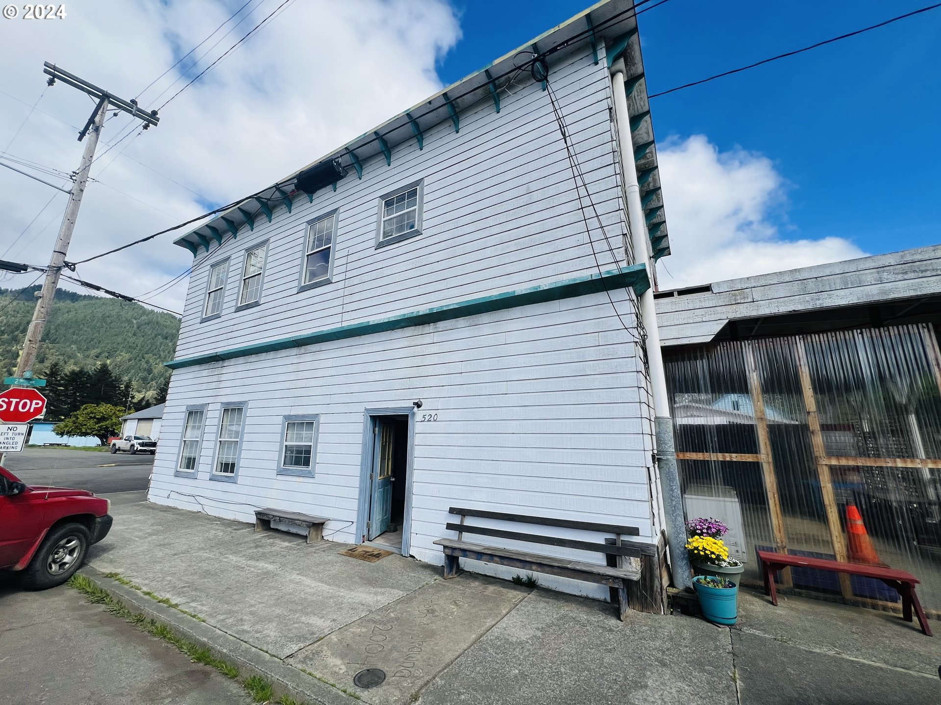 main property photo 26