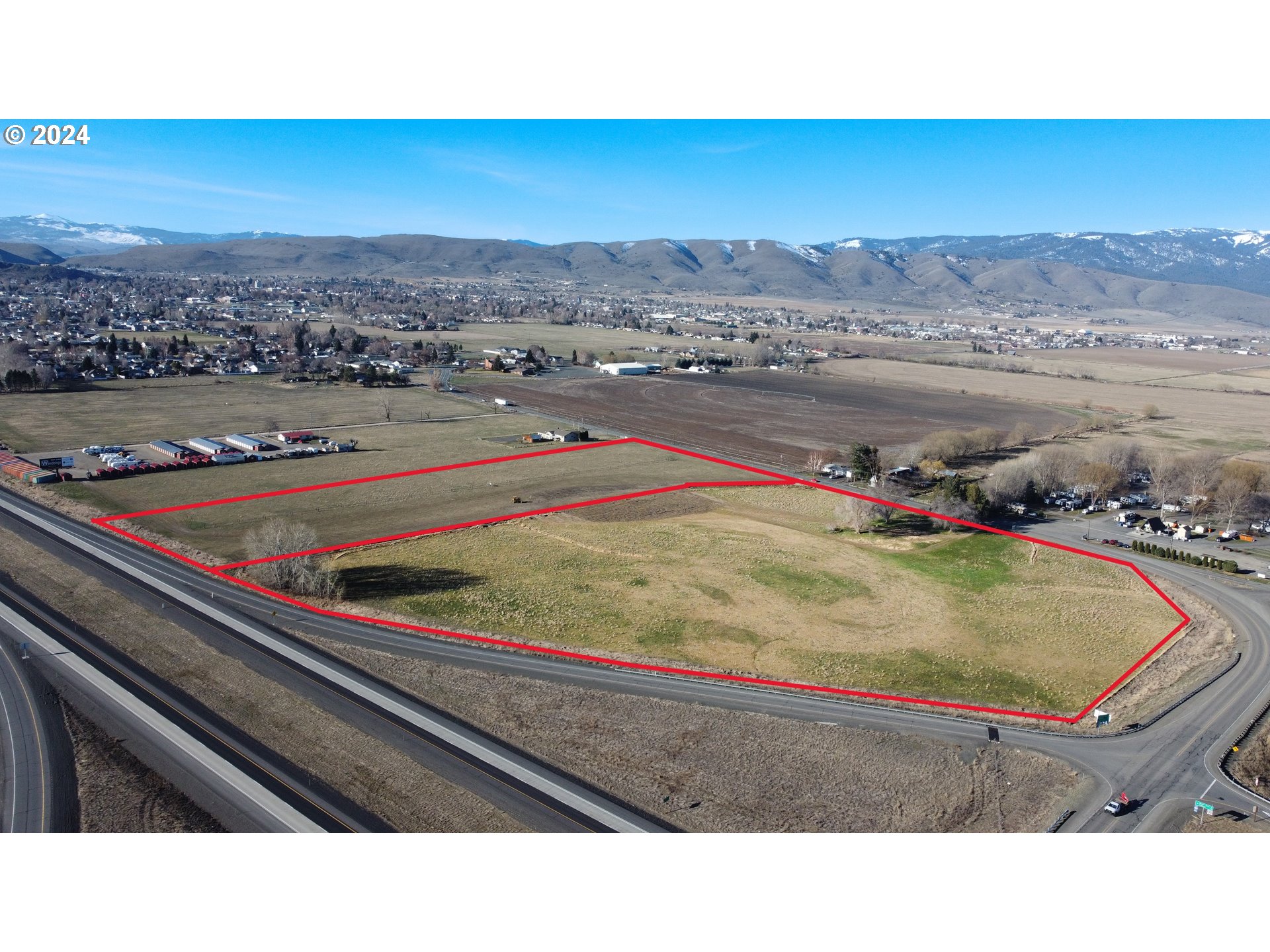 main property photo 5
