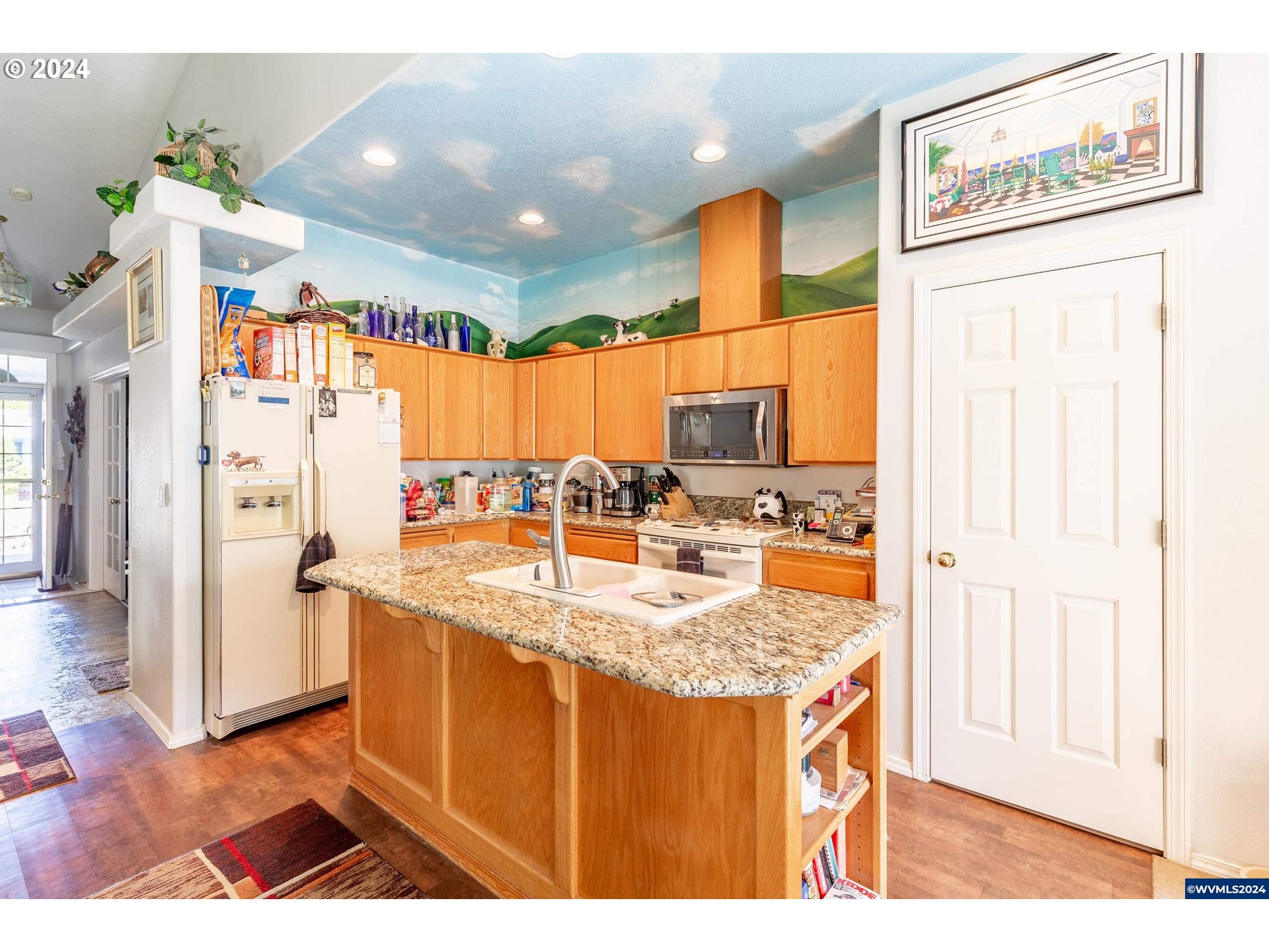 main property photo 8