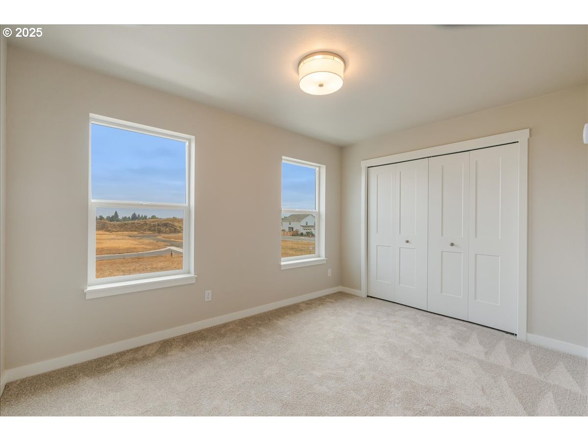 property viewer photo 4