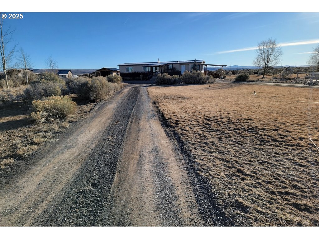 main property photo 40
