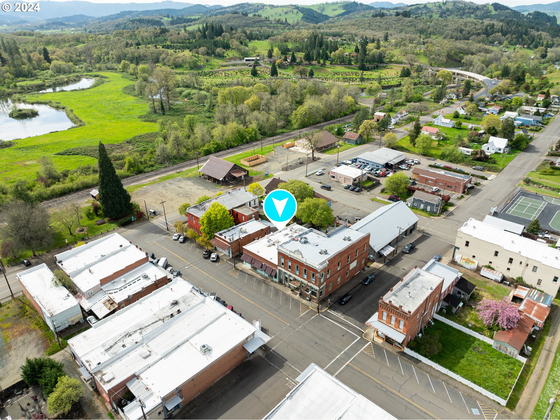 main property photo 42