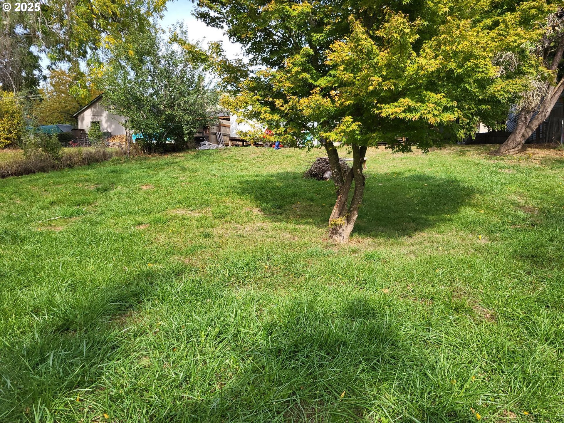 property viewer photo 25