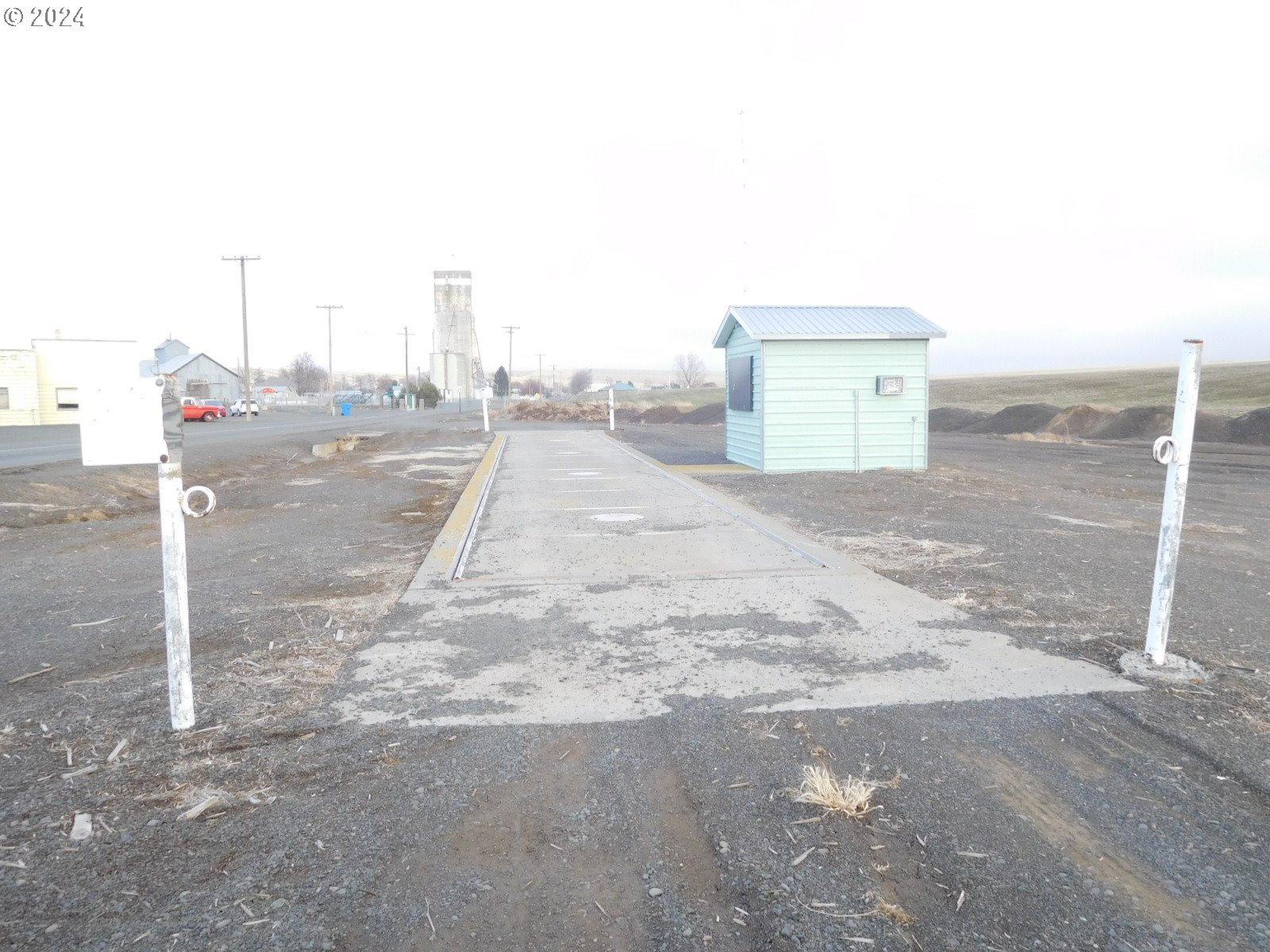 main property photo 8