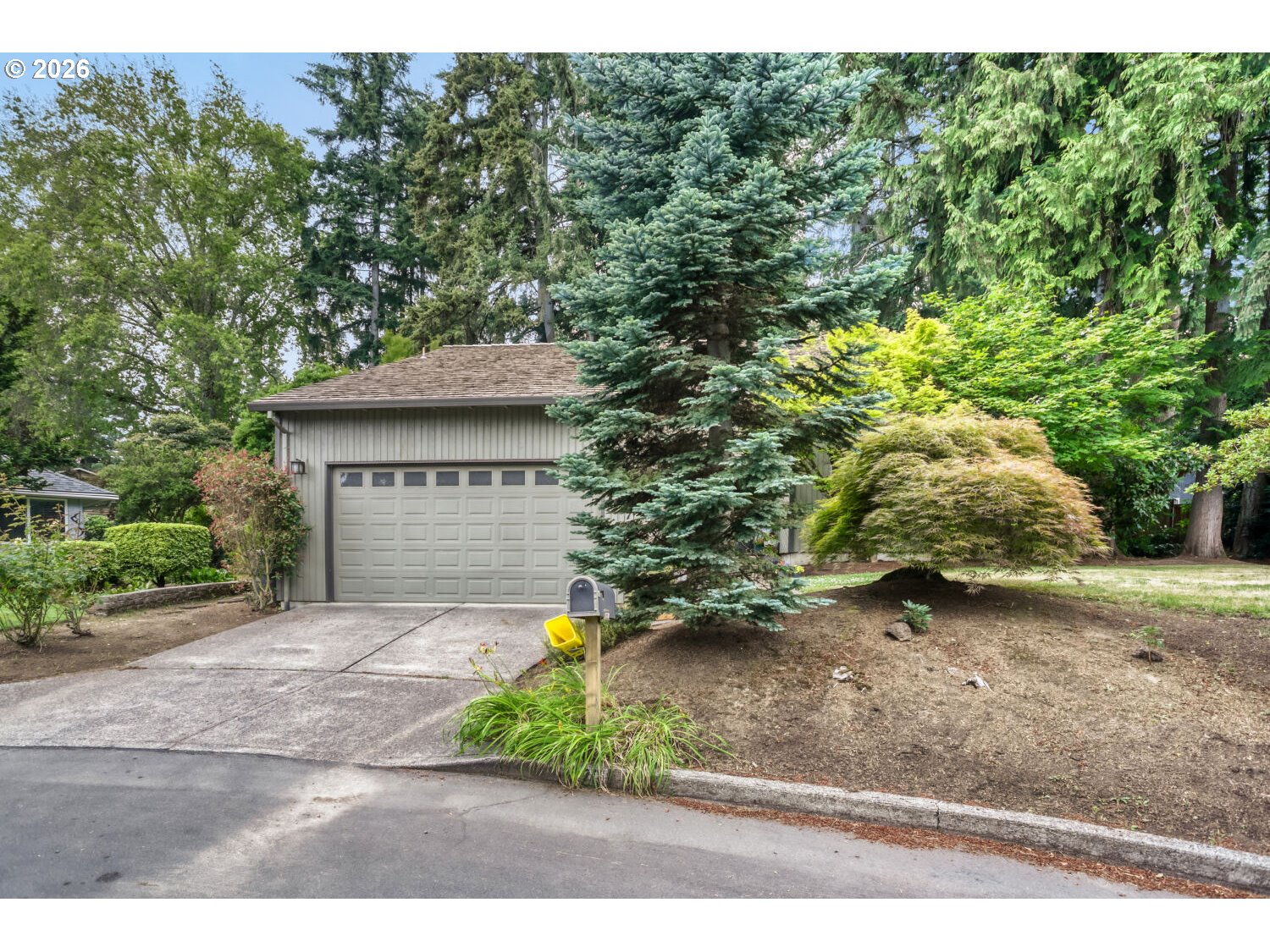 main property photo 0