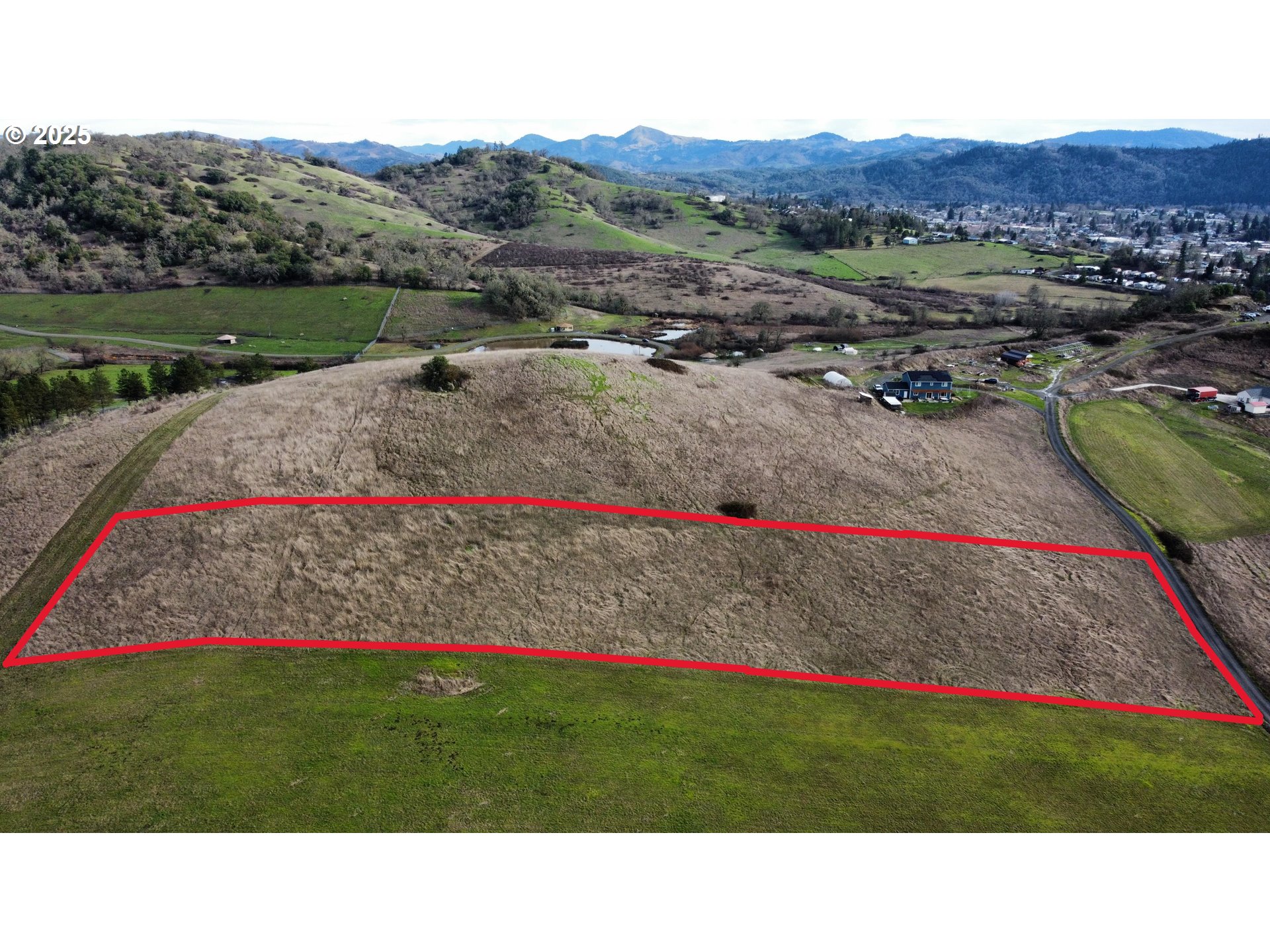 main property photo 12