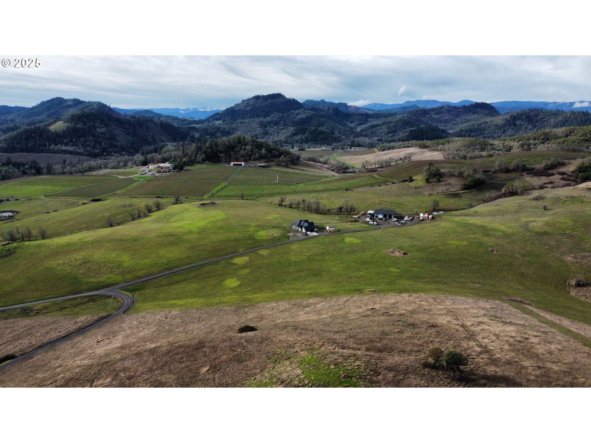 main property photo 7