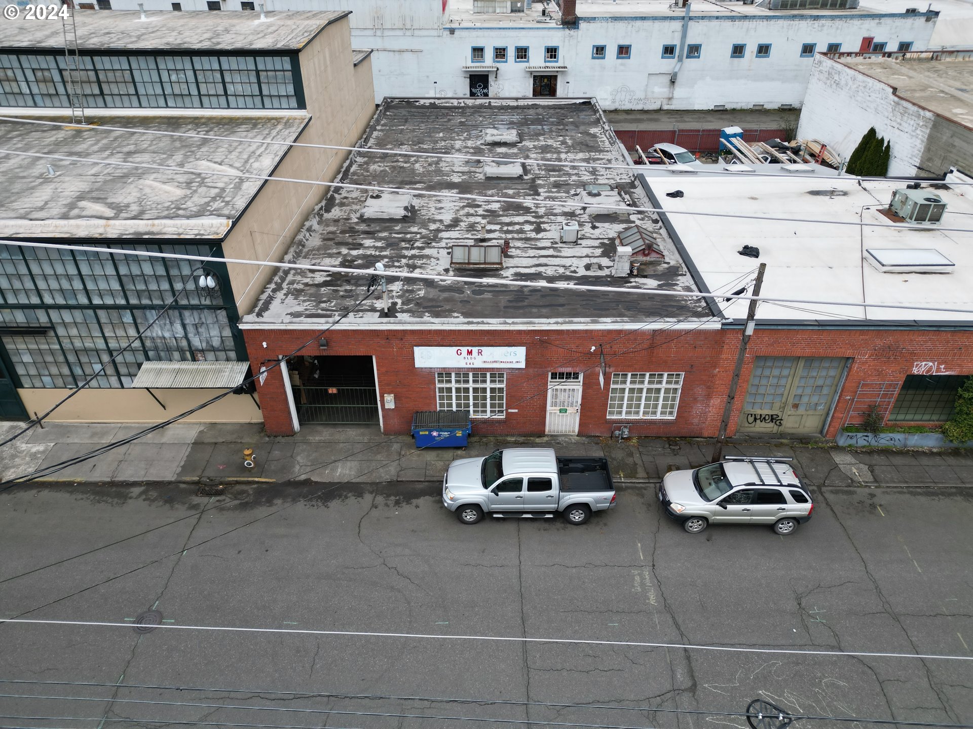 main property photo 12