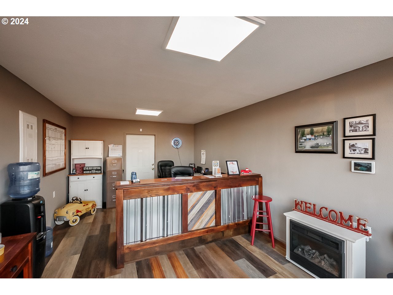 main property photo 17