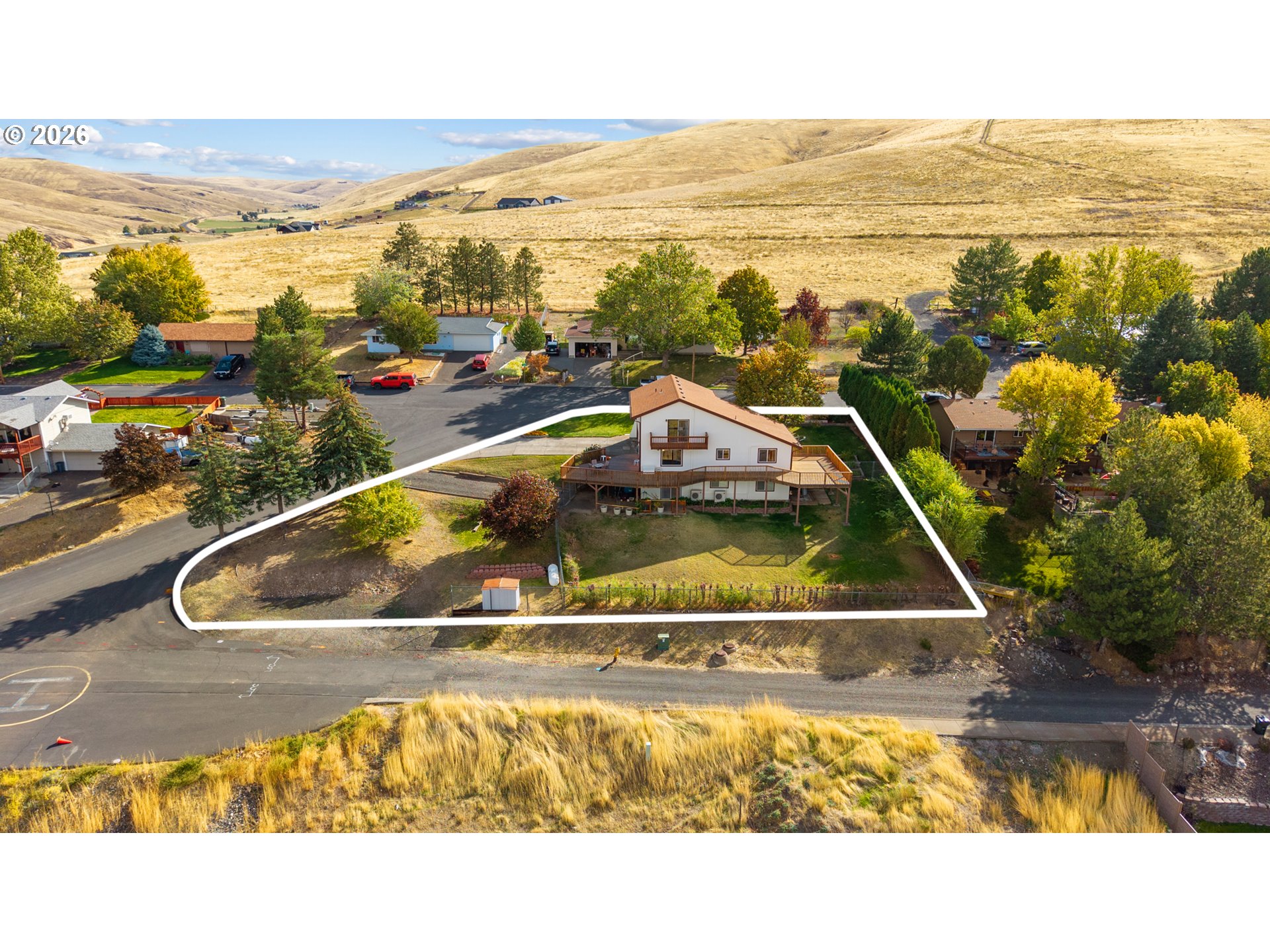 main property photo 41