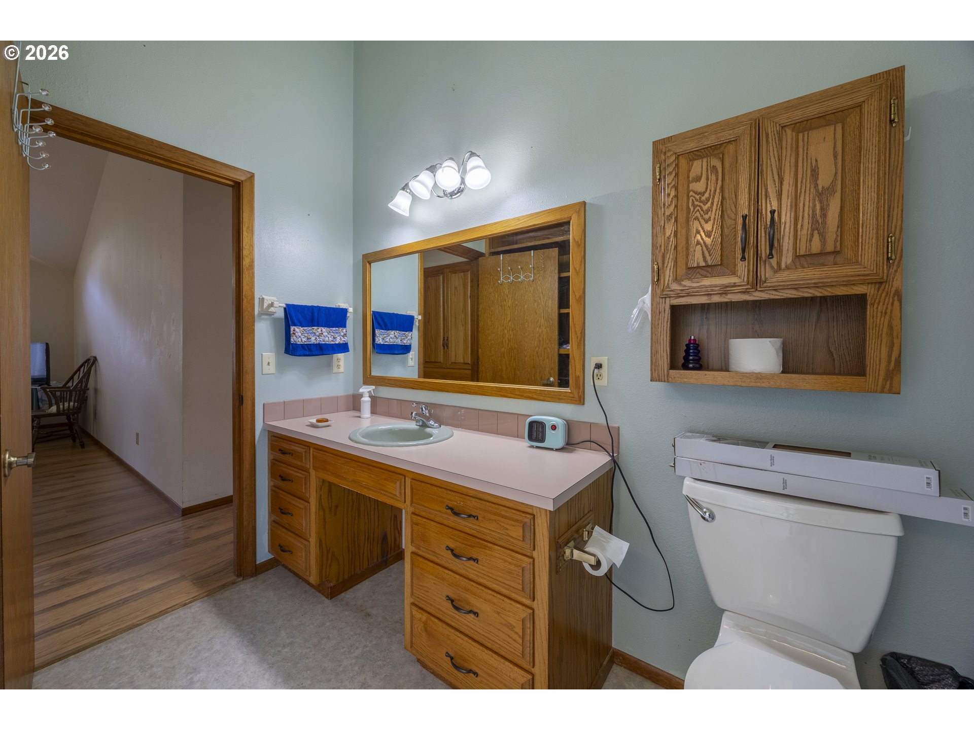 main property photo 17