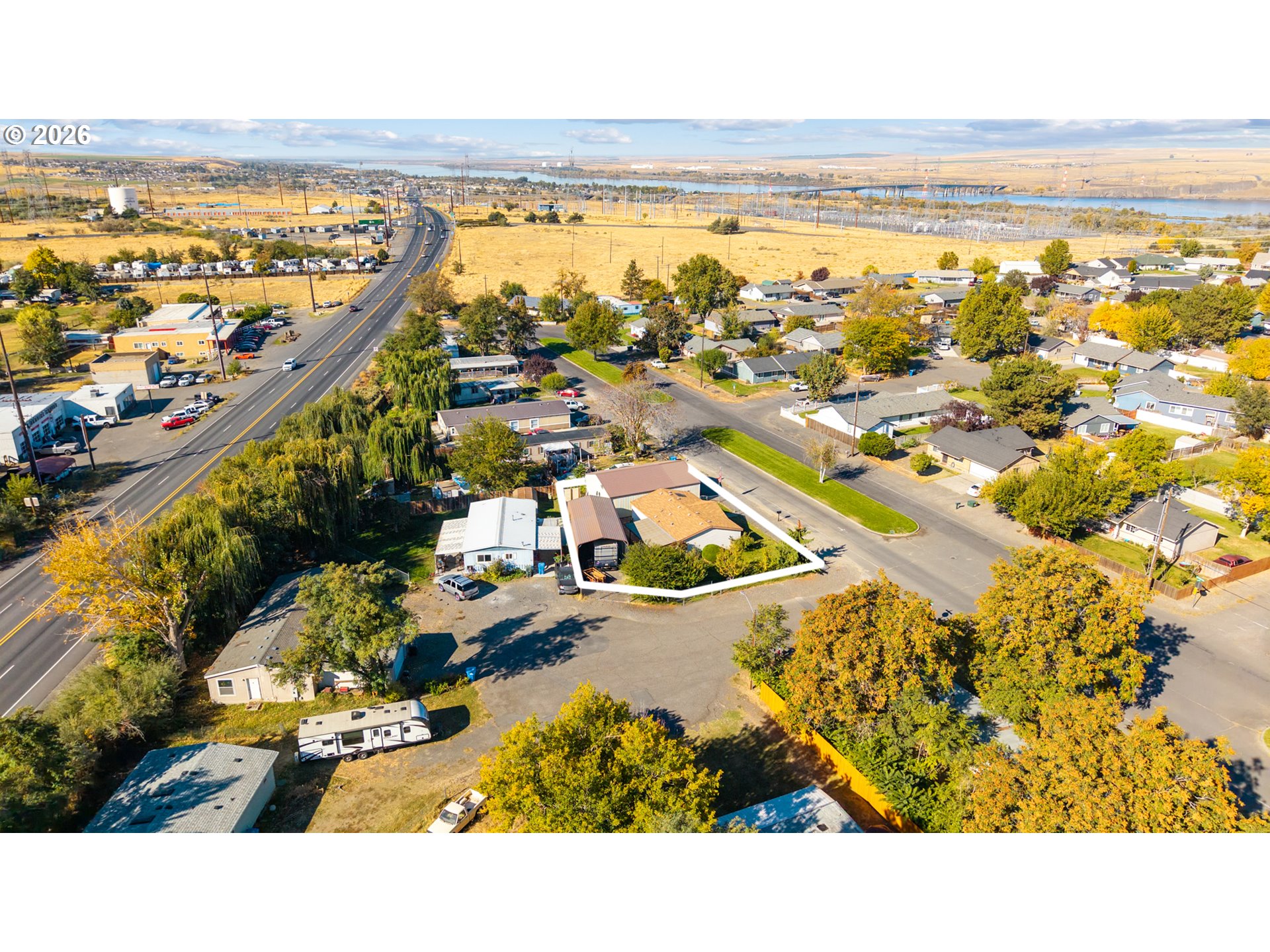 main property photo 34