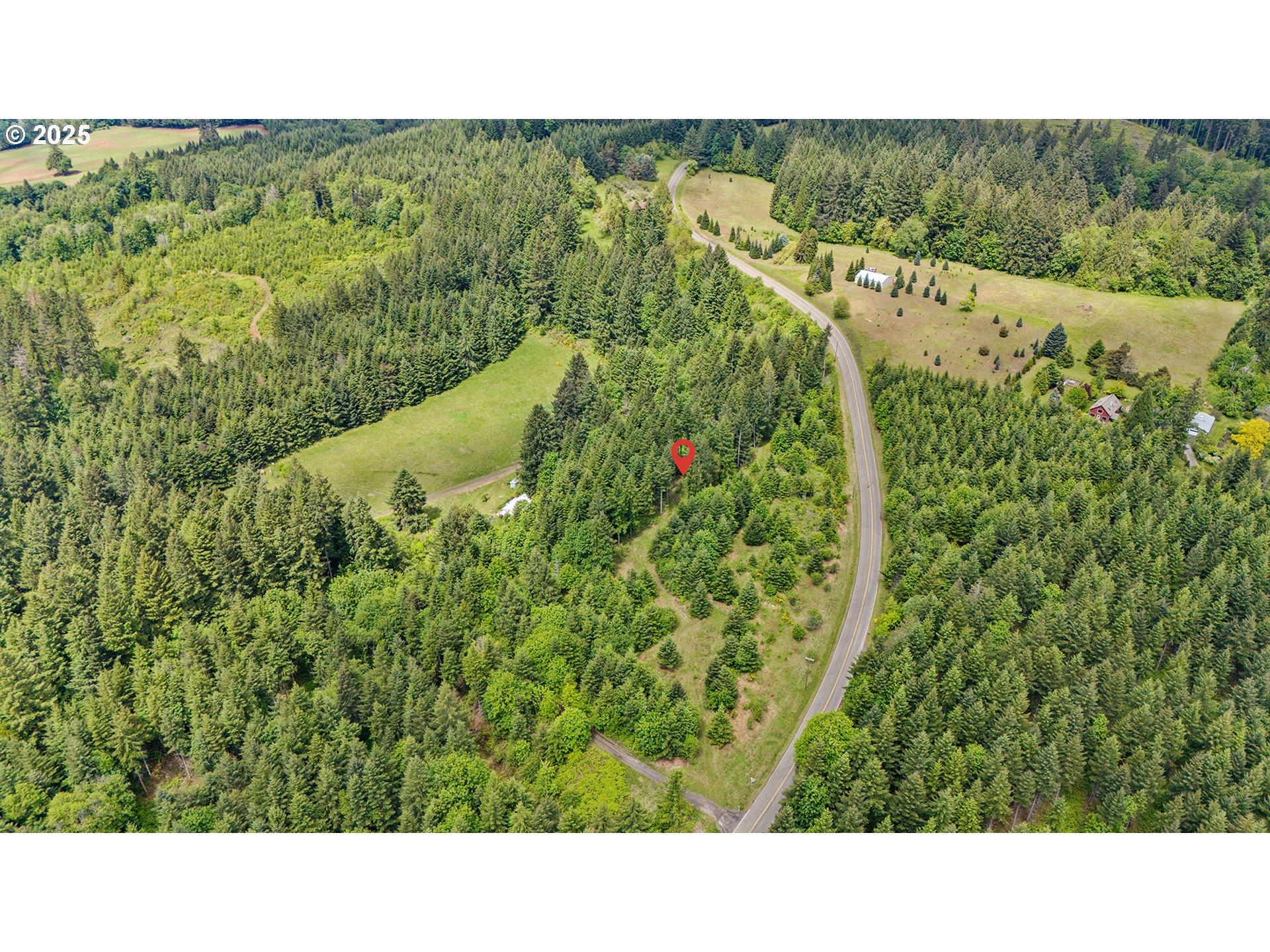main property photo 29