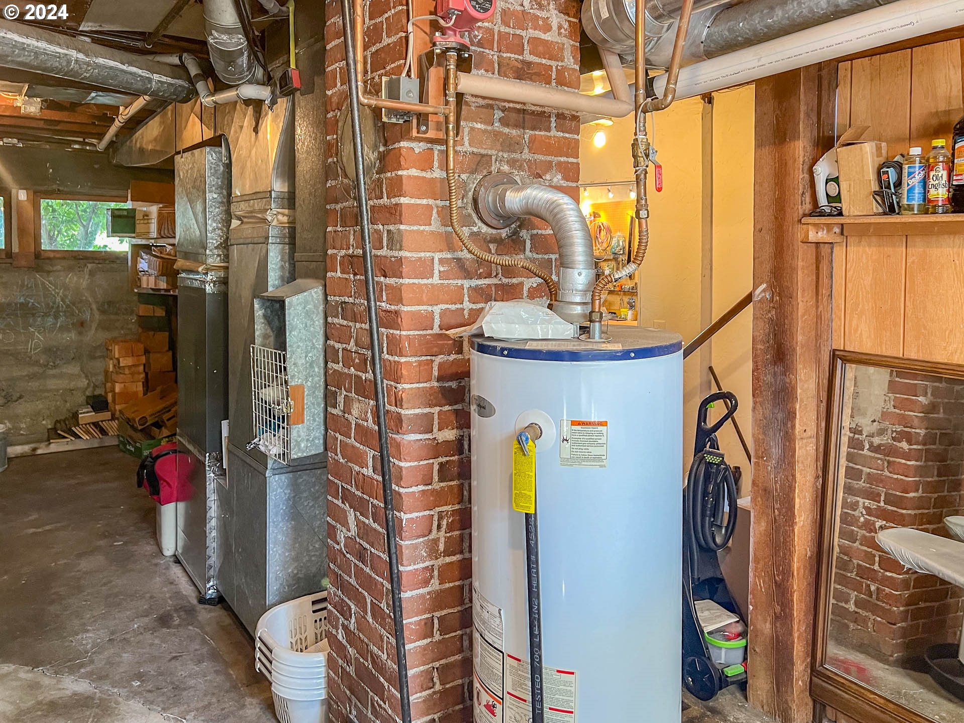 main property photo 34