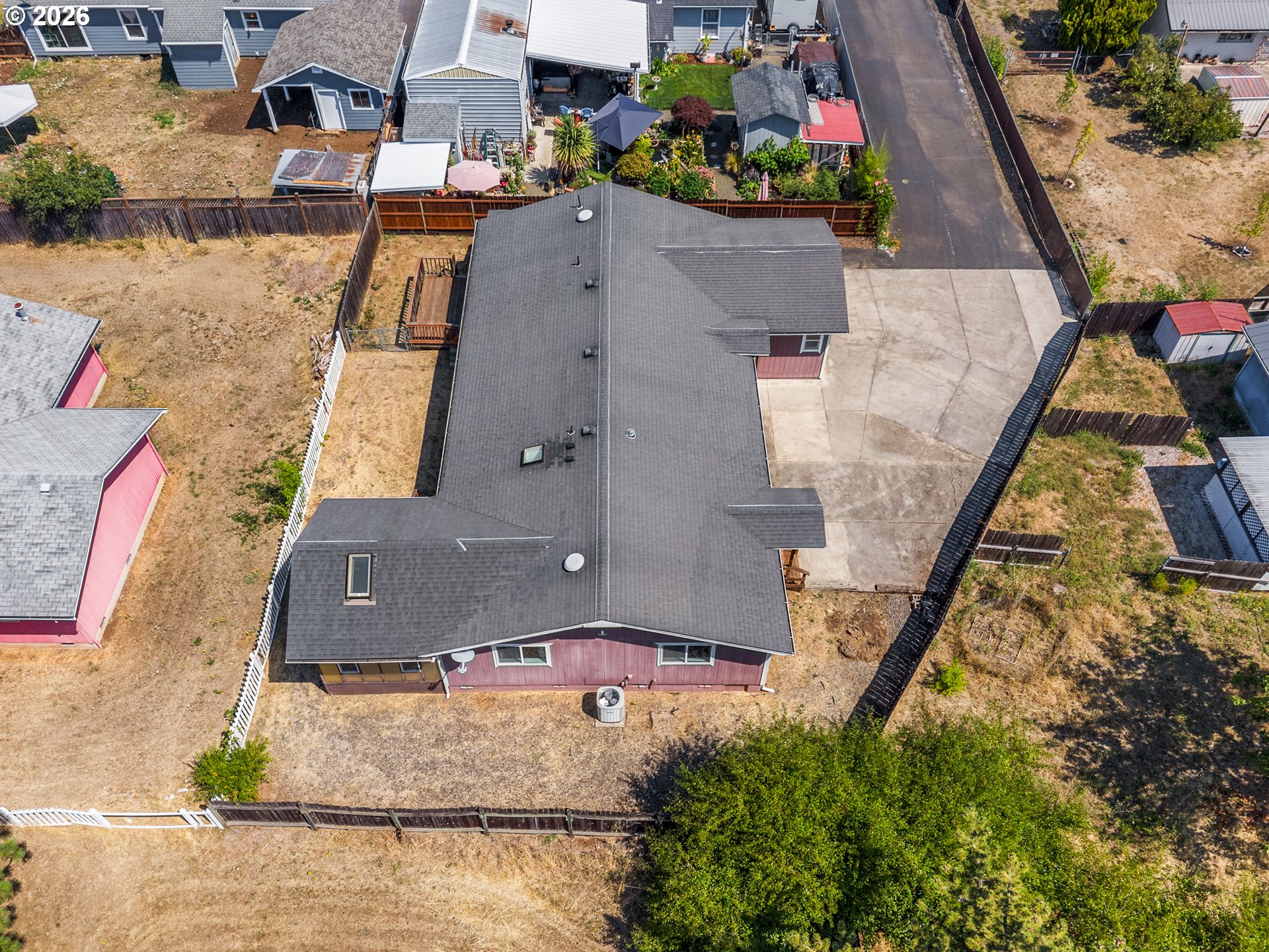 main property photo 39