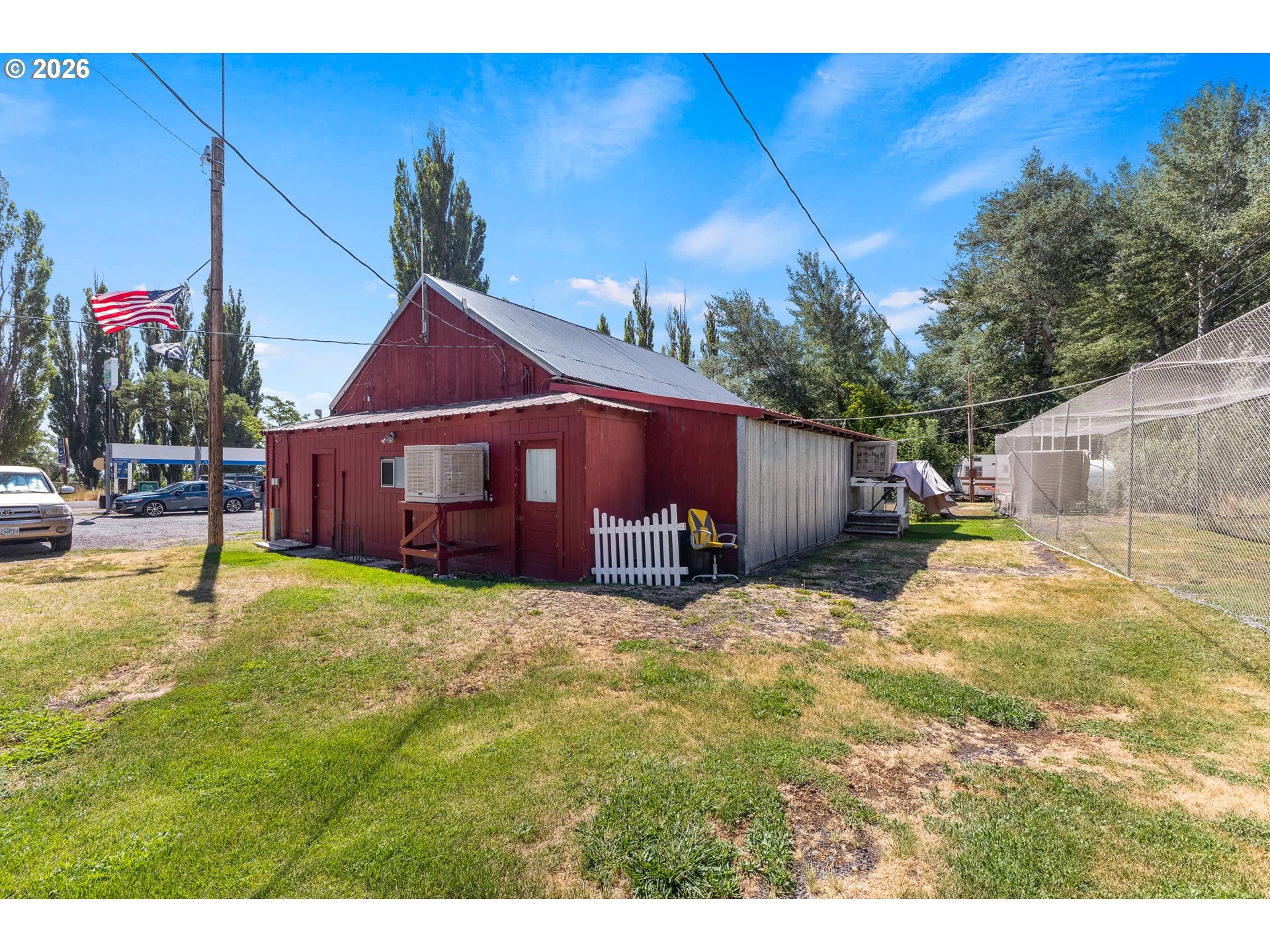main property photo 22