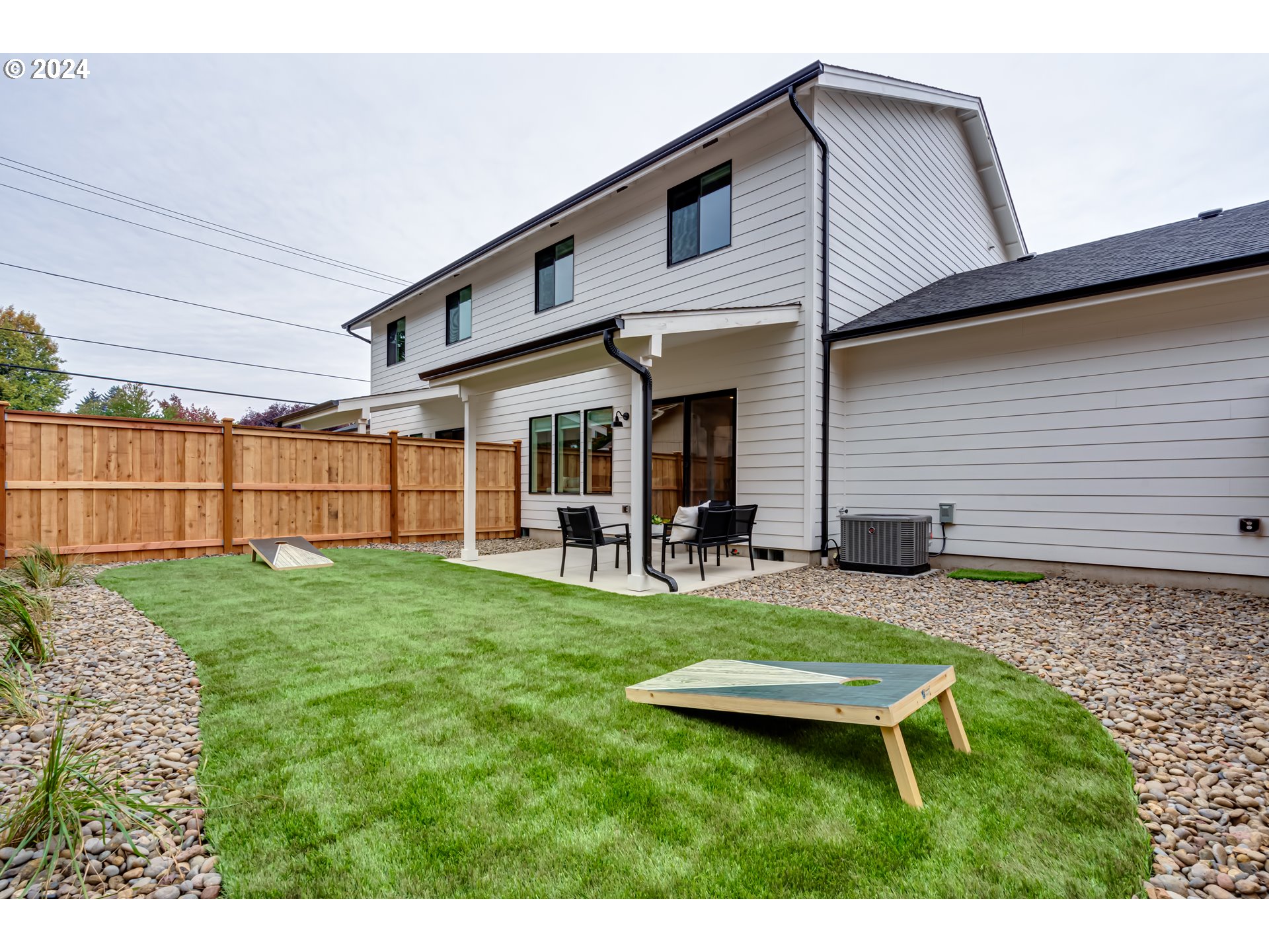 property viewer photo 29
