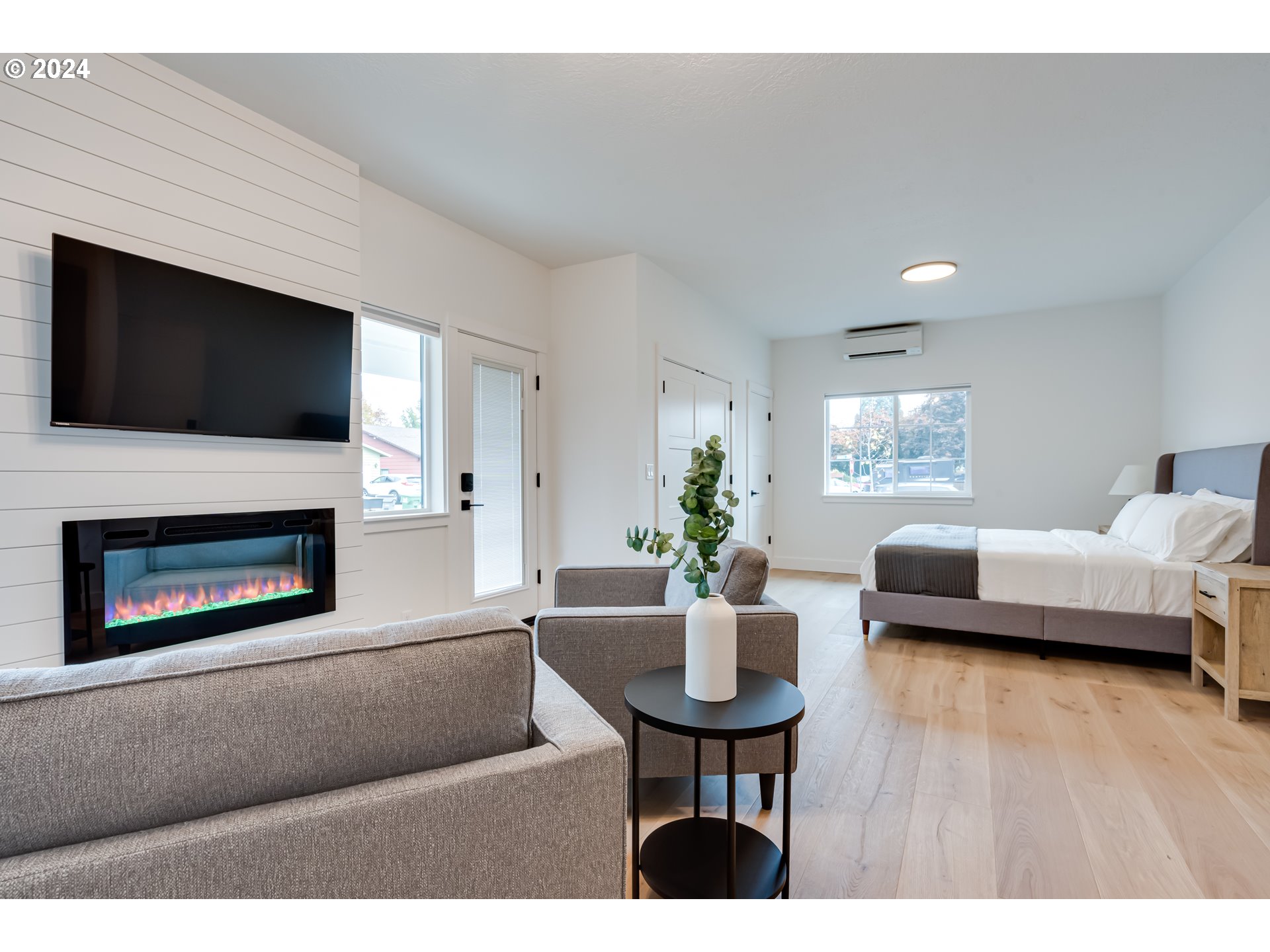 property viewer photo 34