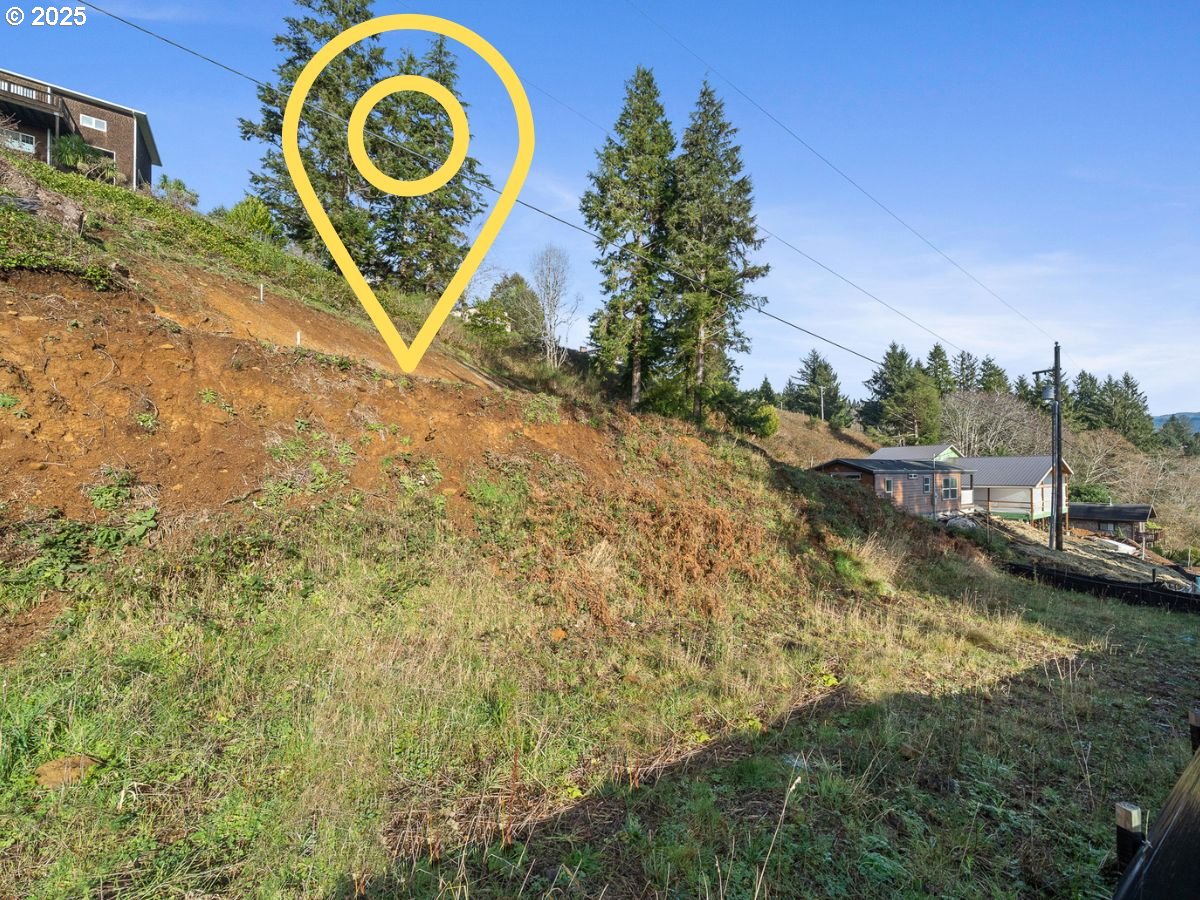 main property photo 12