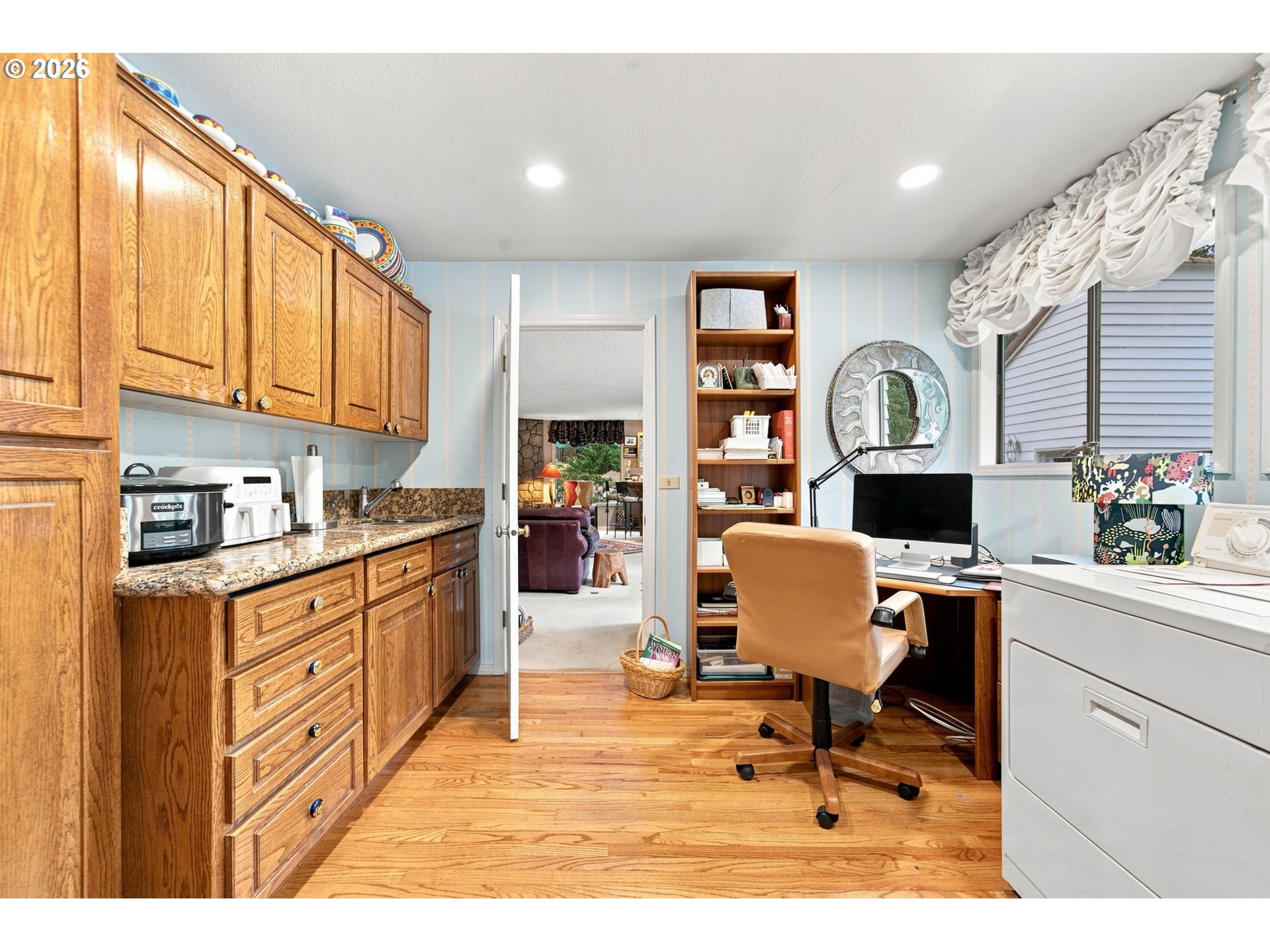 main property photo 26