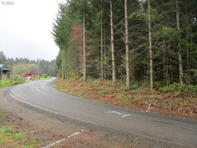 main property photo 7
